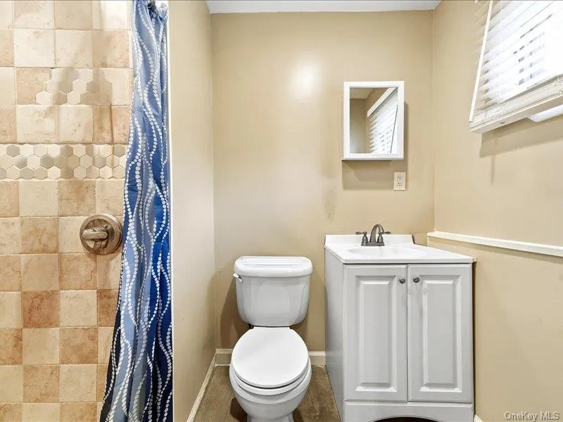 75 Lexington Road, Brookhaven, NY, 5 Bedrooms Bedrooms, 9 Rooms Rooms,3 BathroomsBathrooms,Residential,For Rent,Lexington,0,1057042 75 Lexington Road, Brookhaven, NY, 5 Bedrooms Bedrooms, 9 Rooms Rooms,3 BathroomsBathrooms,Residential,For Rent,Lexington,0,1057042