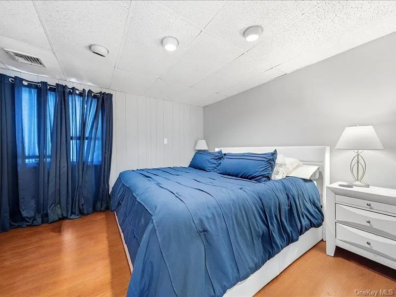 75 Lexington Road, Brookhaven, NY, 5 Bedrooms Bedrooms, 9 Rooms Rooms,3 BathroomsBathrooms,Residential,For Rent,Lexington,0,1057042 75 Lexington Road, Brookhaven, NY, 5 Bedrooms Bedrooms, 9 Rooms Rooms,3 BathroomsBathrooms,Residential,For Rent,Lexington,0,1057042