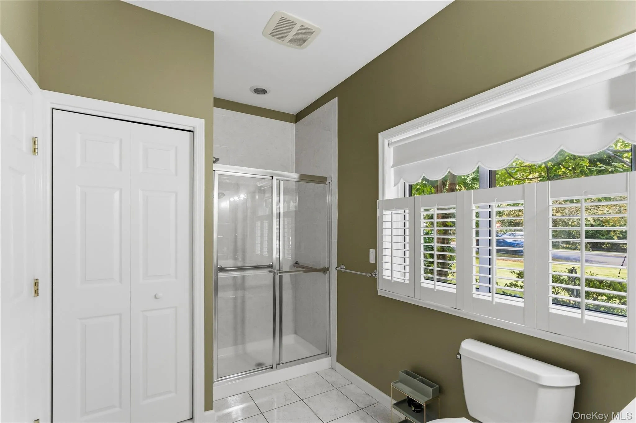 Full Bath on First Floor Full Bath on First Floor