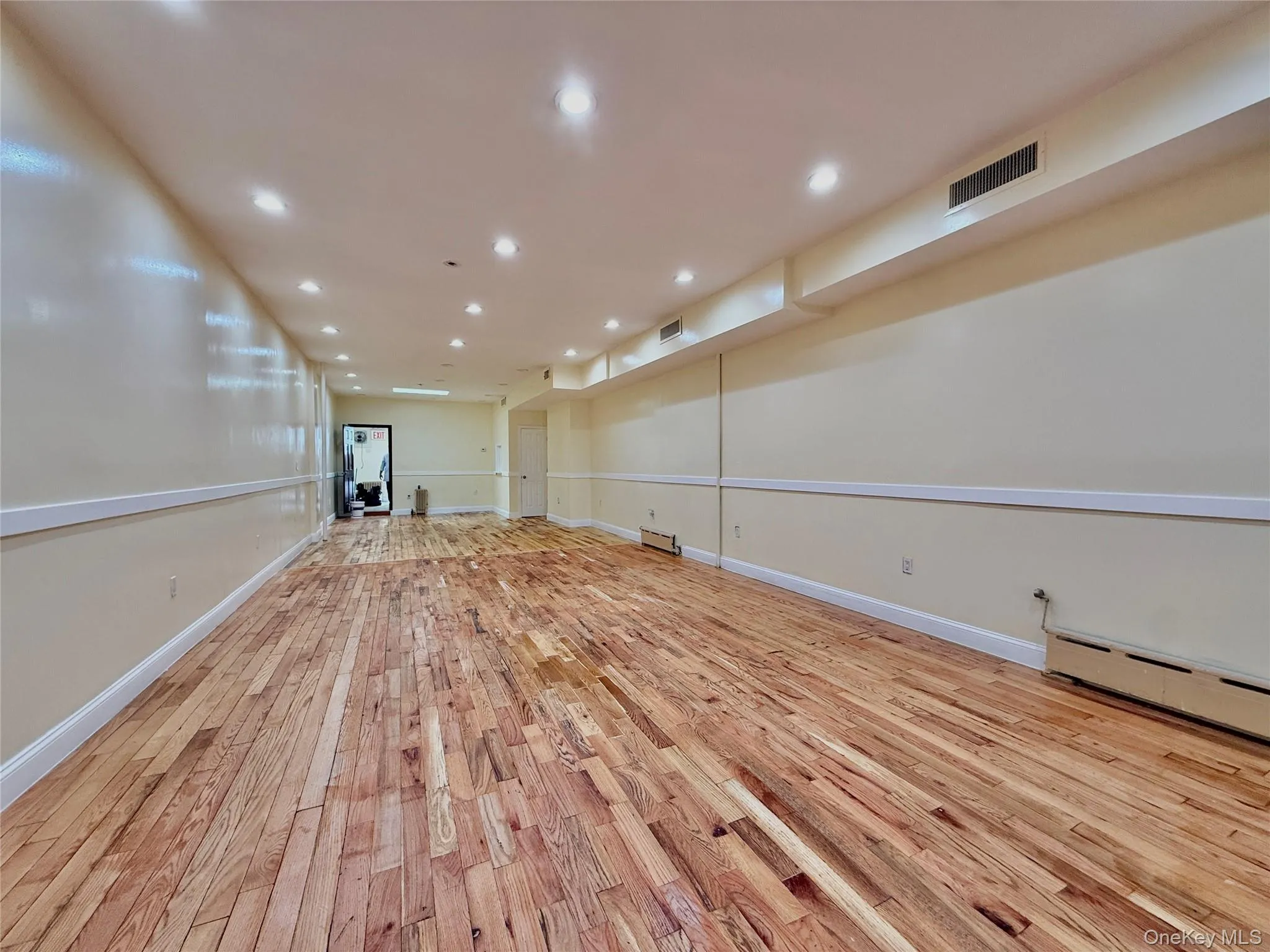 106-08 Liberty Avenue, New York, NY, ,Commercial Lease,For Rent,Liberty,0,1057047 106-08 Liberty Avenue, New York, NY, ,Commercial Lease,For Rent,Liberty,0,1057047