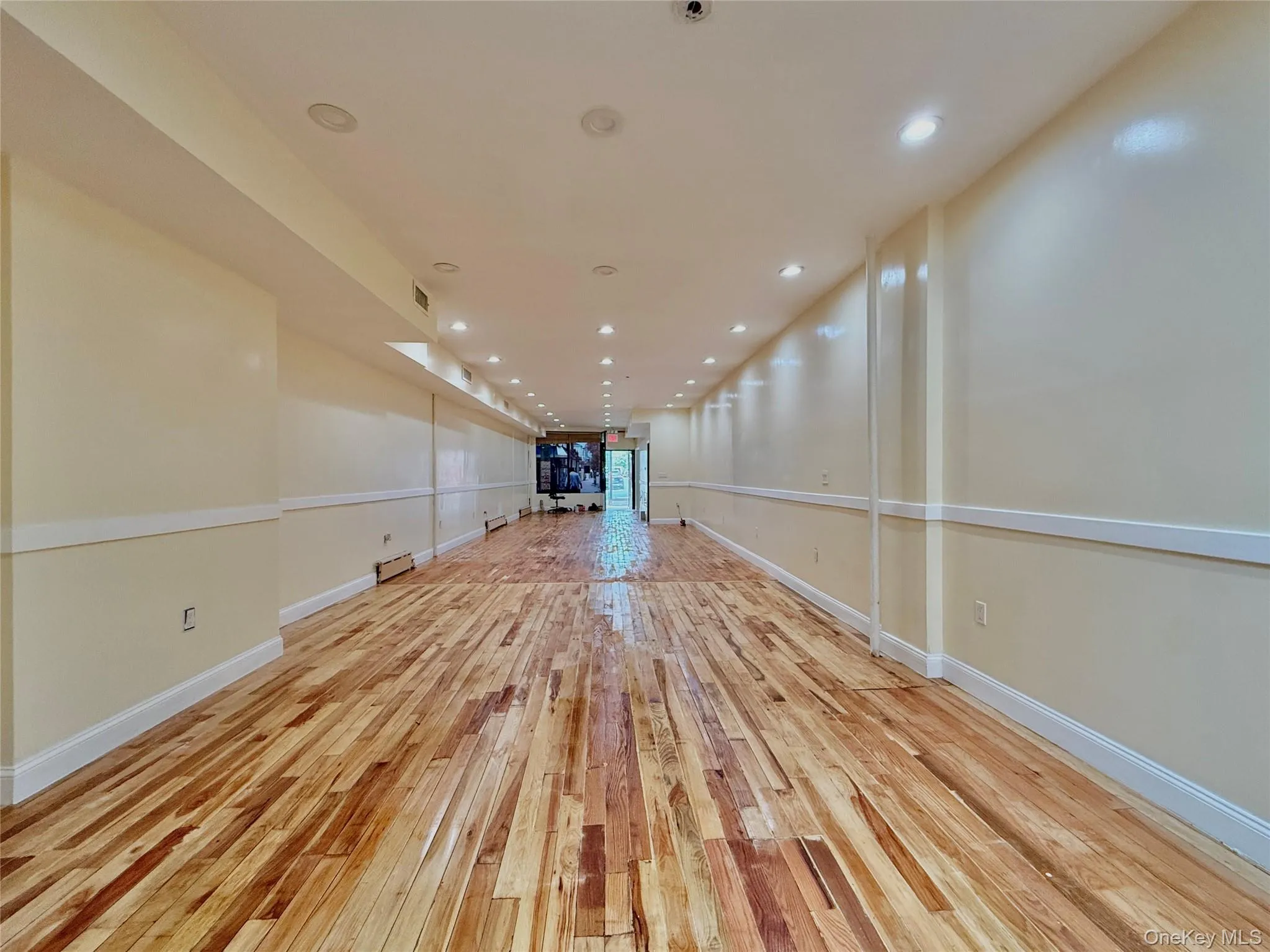106-08 Liberty Avenue, New York, NY, ,Commercial Lease,For Rent,Liberty,0,1057047 106-08 Liberty Avenue, New York, NY, ,Commercial Lease,For Rent,Liberty,0,1057047