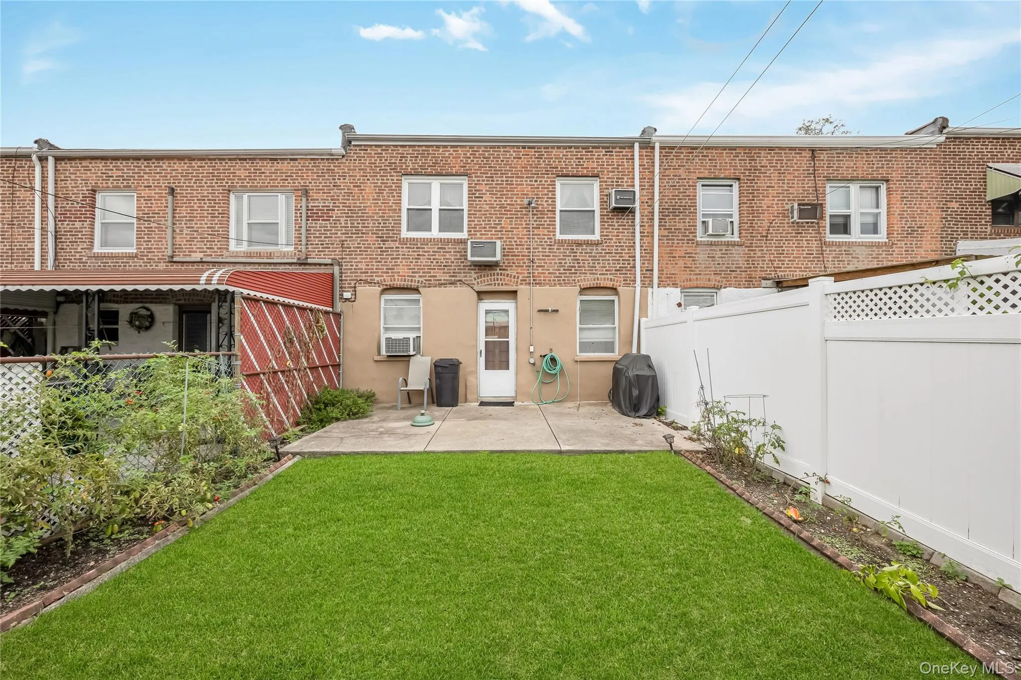 76-12 58th Road, New York, NY, 2 Bedrooms Bedrooms, 5 Rooms Rooms,2 BathroomsBathrooms,Residential,For Rent,58th,0,1057048 76-12 58th Road, New York, NY, 2 Bedrooms Bedrooms, 5 Rooms Rooms,2 BathroomsBathrooms,Residential,For Rent,58th,0,1057048