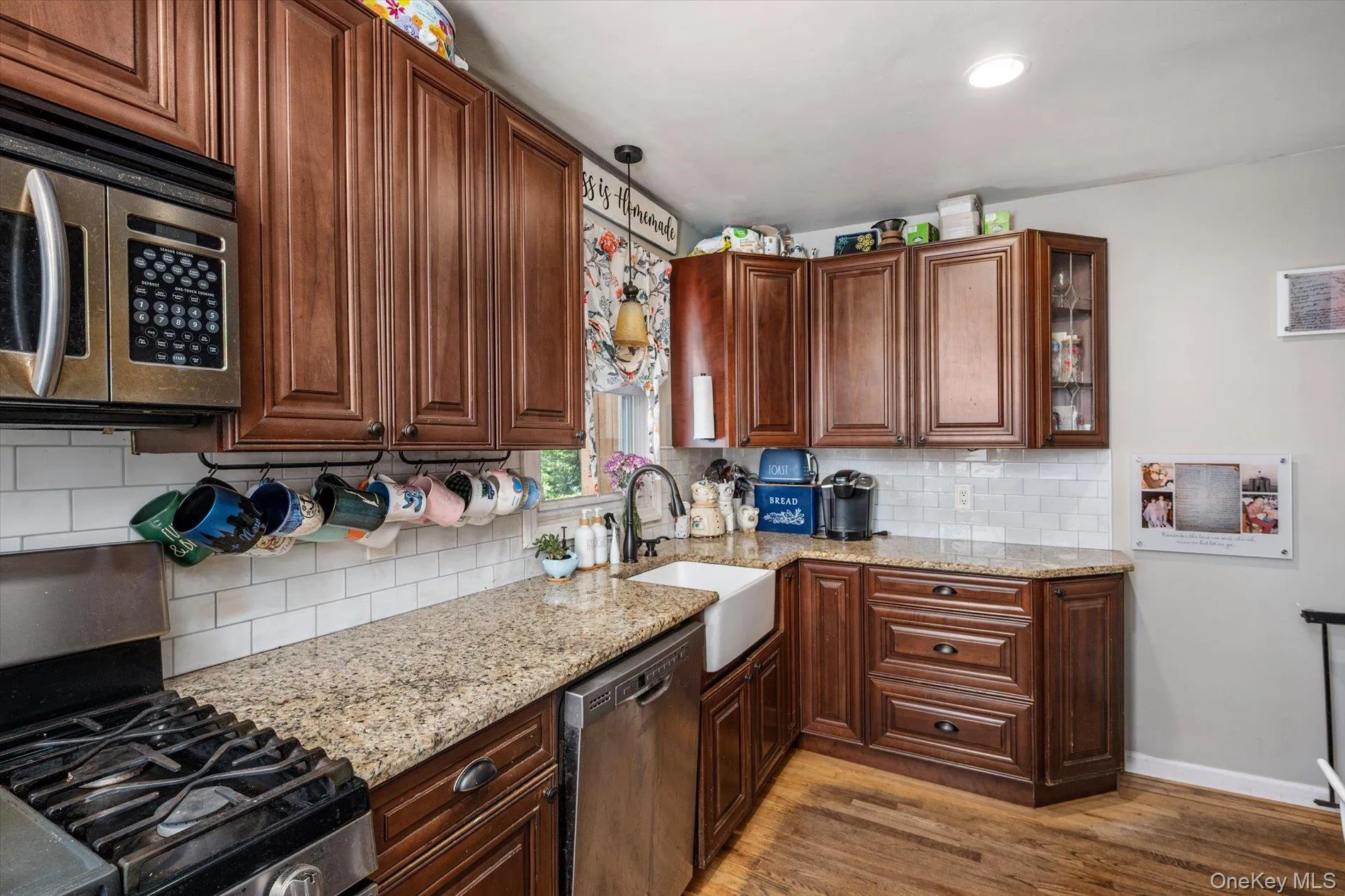 67 Waldo Avenue, Hempstead, NY, 3 Bedrooms Bedrooms, 6 Rooms Rooms,1 BathroomBathrooms,Residential,For Rent,Waldo,0,1057052 67 Waldo Avenue, Hempstead, NY, 3 Bedrooms Bedrooms, 6 Rooms Rooms,1 BathroomBathrooms,Residential,For Rent,Waldo,0,1057052