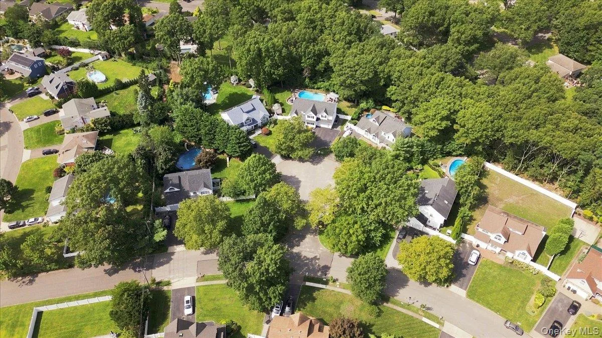 5 Aspatuck Court, Smithtown, NY, 4 Bedrooms Bedrooms, 9 Rooms Rooms,2 BathroomsBathrooms,Residential,For Rent,Aspatuck,0,1057059 5 Aspatuck Court, Smithtown, NY, 4 Bedrooms Bedrooms, 9 Rooms Rooms,2 BathroomsBathrooms,Residential,For Rent,Aspatuck,0,1057059