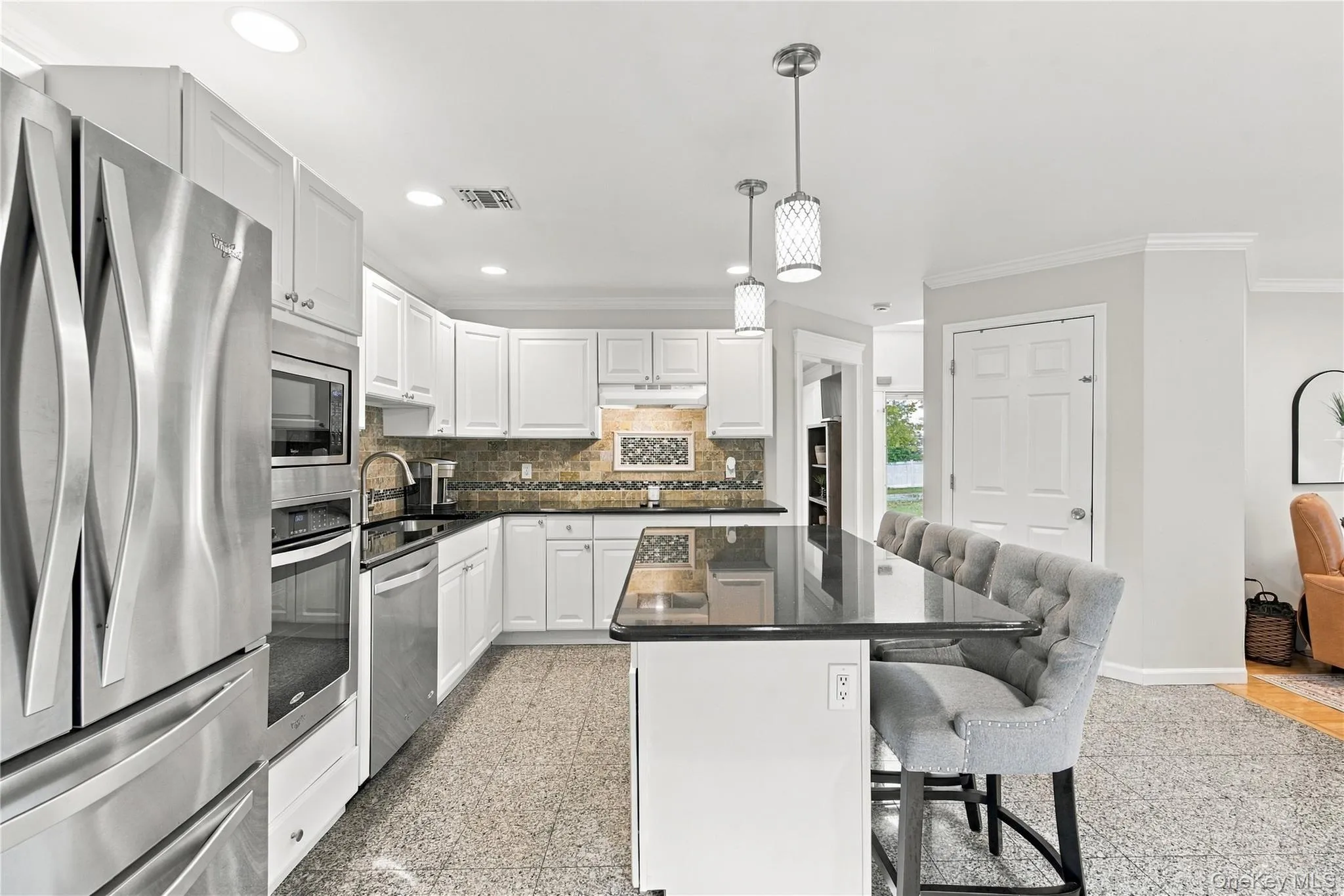 5 Aspatuck Court, Smithtown, NY, 4 Bedrooms Bedrooms, 9 Rooms Rooms,2 BathroomsBathrooms,Residential,For Rent,Aspatuck,0,1057059 5 Aspatuck Court, Smithtown, NY, 4 Bedrooms Bedrooms, 9 Rooms Rooms,2 BathroomsBathrooms,Residential,For Rent,Aspatuck,0,1057059