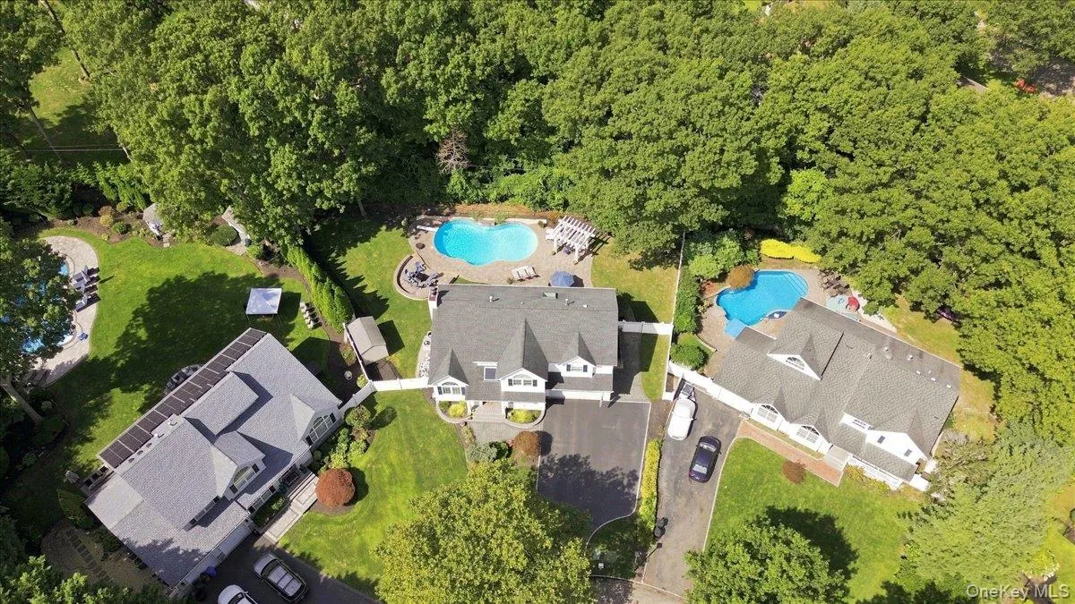 5 Aspatuck Court, Smithtown, NY, 4 Bedrooms Bedrooms, 9 Rooms Rooms,2 BathroomsBathrooms,Residential,For Rent,Aspatuck,0,1057059 5 Aspatuck Court, Smithtown, NY, 4 Bedrooms Bedrooms, 9 Rooms Rooms,2 BathroomsBathrooms,Residential,For Rent,Aspatuck,0,1057059