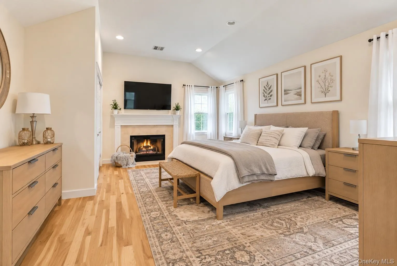5 Aspatuck Court, Smithtown, NY, 4 Bedrooms Bedrooms, 9 Rooms Rooms,2 BathroomsBathrooms,Residential,For Rent,Aspatuck,0,1057059 5 Aspatuck Court, Smithtown, NY, 4 Bedrooms Bedrooms, 9 Rooms Rooms,2 BathroomsBathrooms,Residential,For Rent,Aspatuck,0,1057059