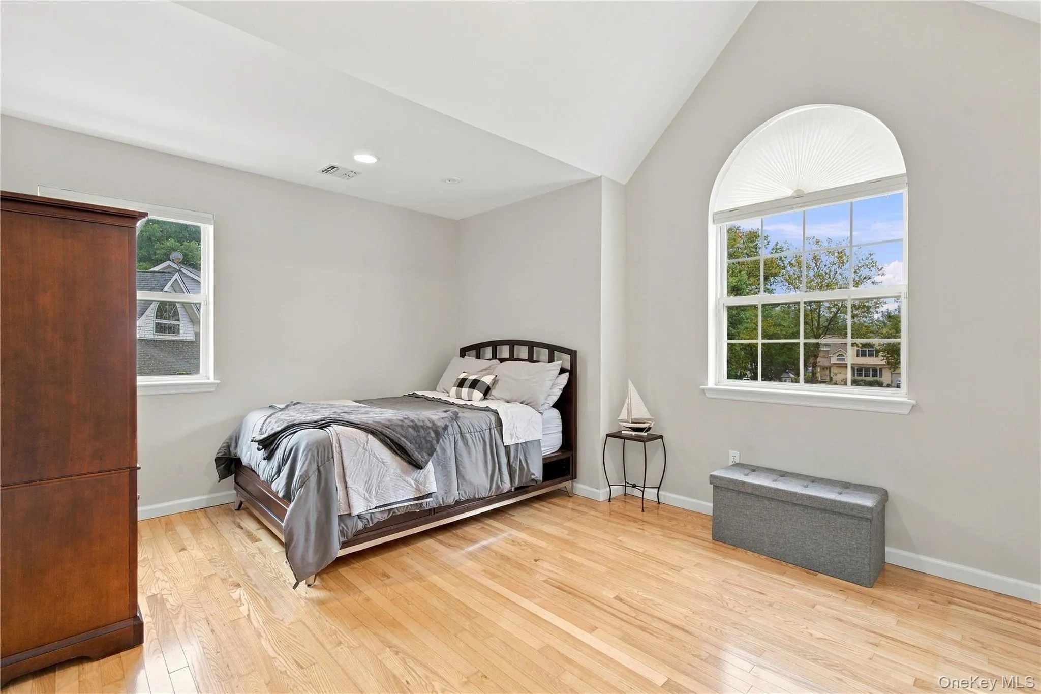 5 Aspatuck Court, Smithtown, NY, 4 Bedrooms Bedrooms, 9 Rooms Rooms,2 BathroomsBathrooms,Residential,For Rent,Aspatuck,0,1057059 5 Aspatuck Court, Smithtown, NY, 4 Bedrooms Bedrooms, 9 Rooms Rooms,2 BathroomsBathrooms,Residential,For Rent,Aspatuck,0,1057059