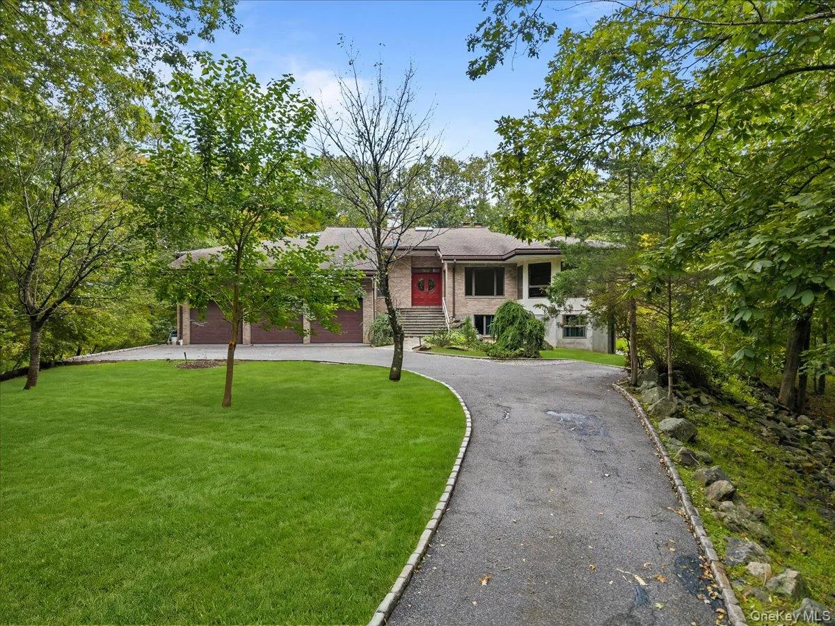 21 Tall Pines Lane, Bedford, NY, 4 Bedroom Bedrooms, 9 Room Rooms,2 BathroomBathrooms,Residential Lease,For Rent,Tall Pines,0,1057062 21 Tall Pines Lane, Bedford, NY, 4 Bedroom Bedrooms, 9 Room Rooms,2 BathroomBathrooms,Residential Lease,For Rent,Tall Pines,0,1057062