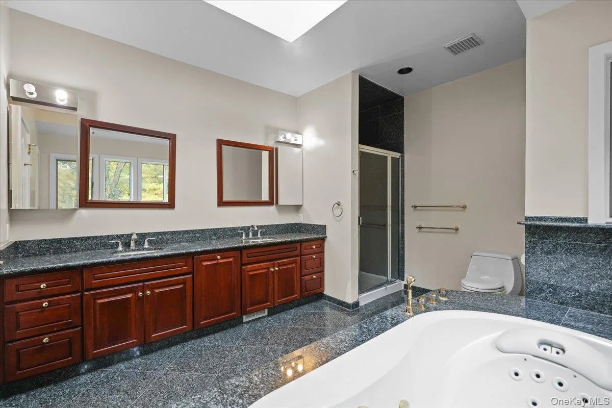 21 Tall Pines Lane, Bedford, NY, 4 Bedroom Bedrooms, 9 Room Rooms,2 BathroomBathrooms,Residential Lease,For Rent,Tall Pines,0,1057062 21 Tall Pines Lane, Bedford, NY, 4 Bedroom Bedrooms, 9 Room Rooms,2 BathroomBathrooms,Residential Lease,For Rent,Tall Pines,0,1057062