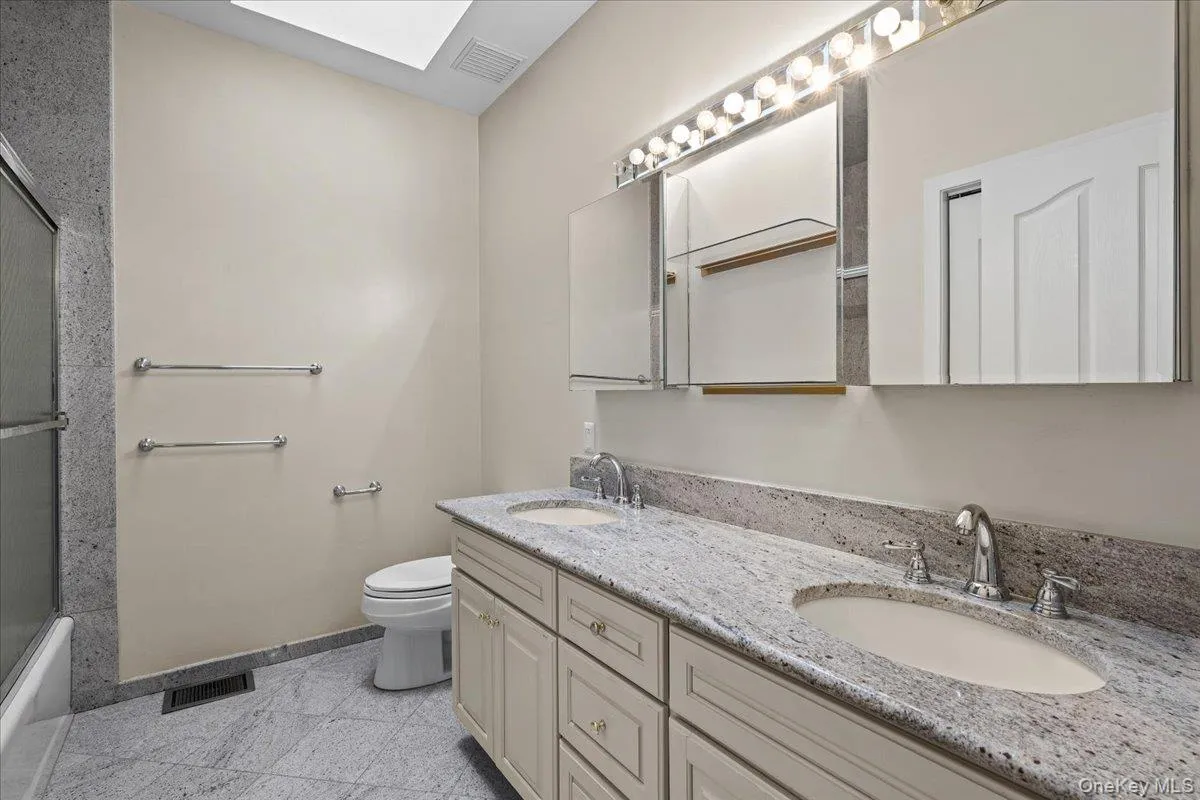 21 Tall Pines Lane, Bedford, NY, 4 Bedroom Bedrooms, 9 Room Rooms,2 BathroomBathrooms,Residential Lease,For Rent,Tall Pines,0,1057062 21 Tall Pines Lane, Bedford, NY, 4 Bedroom Bedrooms, 9 Room Rooms,2 BathroomBathrooms,Residential Lease,For Rent,Tall Pines,0,1057062