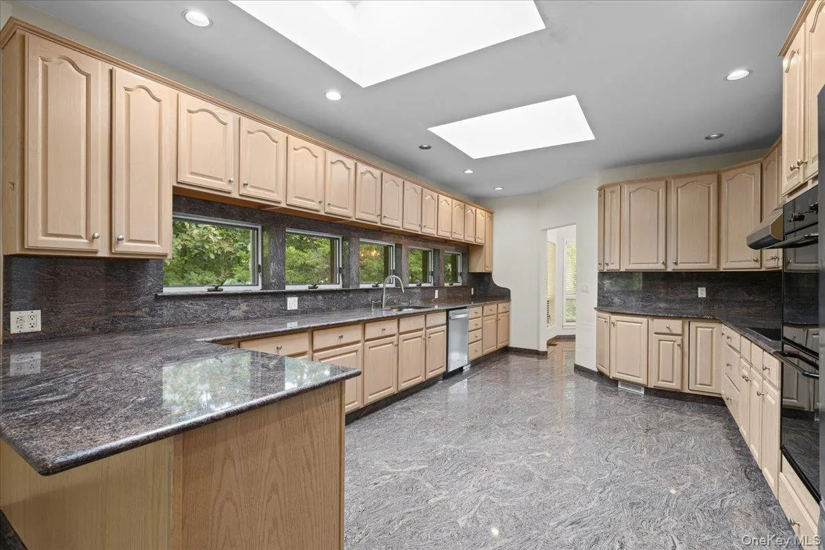21 Tall Pines Lane, Bedford, NY, 4 Bedroom Bedrooms, 9 Room Rooms,2 BathroomBathrooms,Residential Lease,For Rent,Tall Pines,0,1057062 21 Tall Pines Lane, Bedford, NY, 4 Bedroom Bedrooms, 9 Room Rooms,2 BathroomBathrooms,Residential Lease,For Rent,Tall Pines,0,1057062