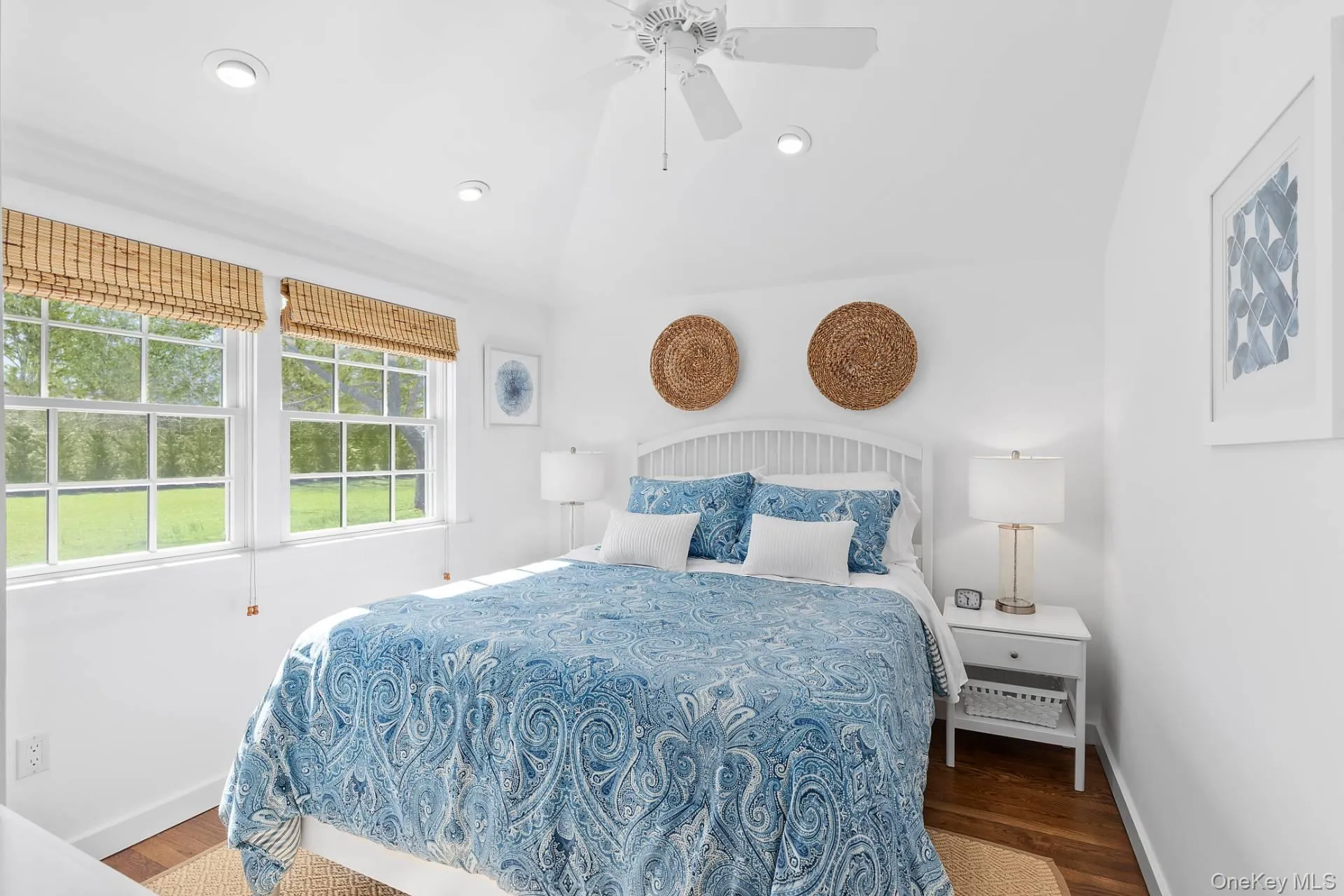 14 Carter Lane, Southampton, NY, 2 Bedrooms Bedrooms, 7 Rooms Rooms,1 BathroomBathrooms,Residential Lease,For Rent,Carter,0,1057071 14 Carter Lane, Southampton, NY, 2 Bedrooms Bedrooms, 7 Rooms Rooms,1 BathroomBathrooms,Residential Lease,For Rent,Carter,0,1057071