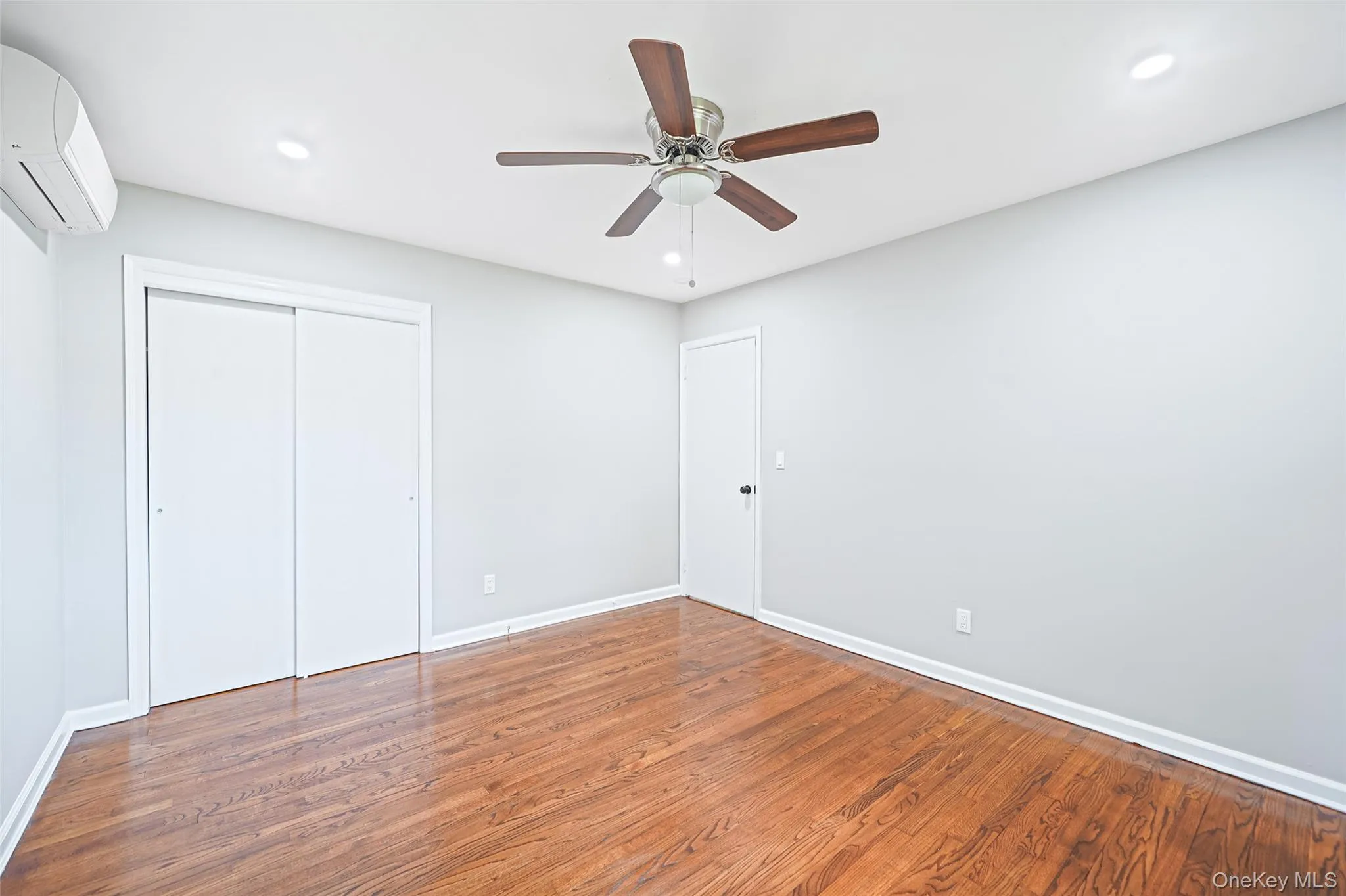 132 Smith Avenue, Brookhaven, NY, 4 Bedrooms Bedrooms, 10 Rooms Rooms,3 BathroomsBathrooms,Residential,For Rent,Smith,0,1057082 132 Smith Avenue, Brookhaven, NY, 4 Bedrooms Bedrooms, 10 Rooms Rooms,3 BathroomsBathrooms,Residential,For Rent,Smith,0,1057082