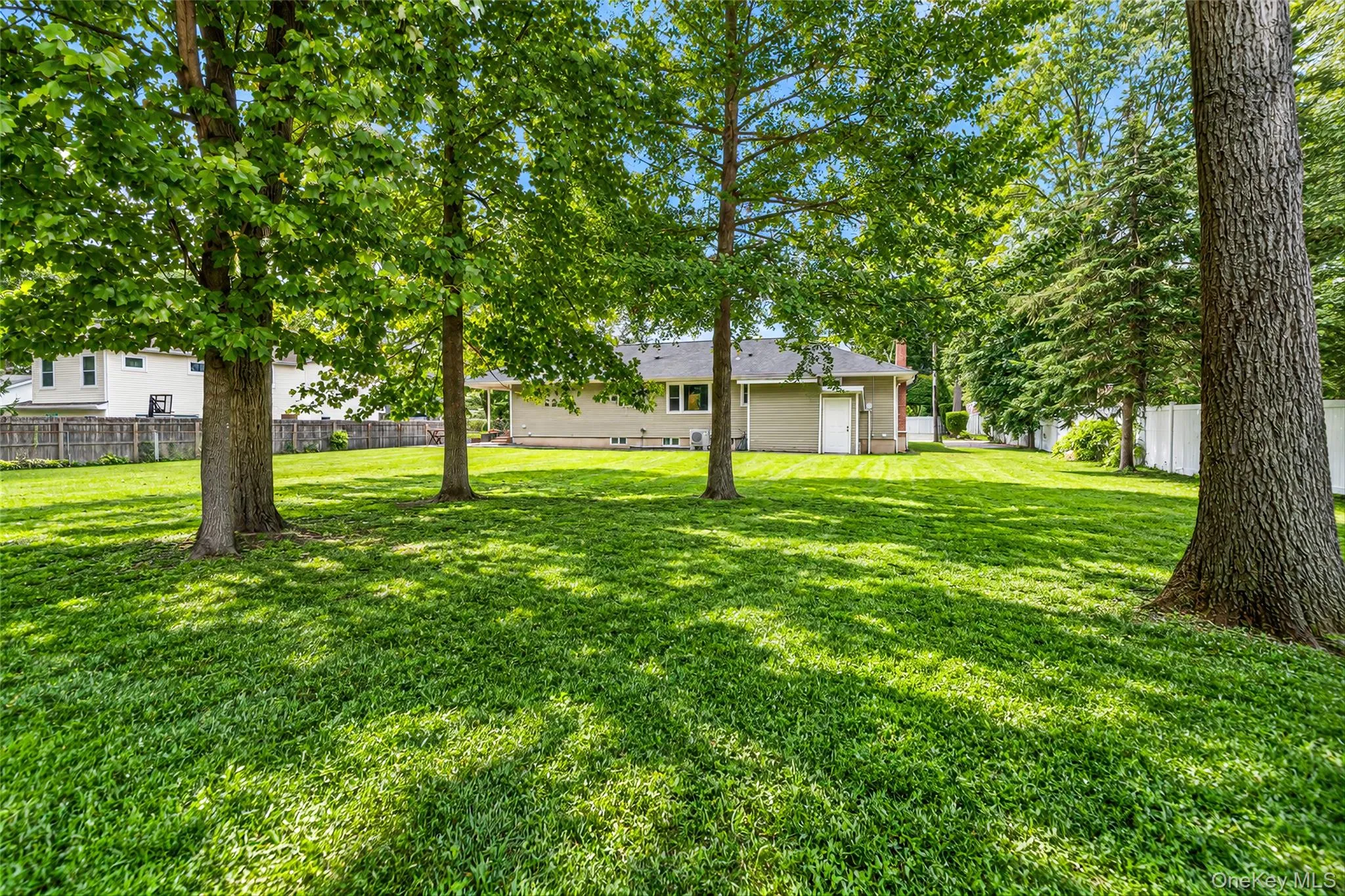 132 Smith Avenue, Brookhaven, NY, 4 Bedrooms Bedrooms, 10 Rooms Rooms,3 BathroomsBathrooms,Residential,For Rent,Smith,0,1057082 132 Smith Avenue, Brookhaven, NY, 4 Bedrooms Bedrooms, 10 Rooms Rooms,3 BathroomsBathrooms,Residential,For Rent,Smith,0,1057082