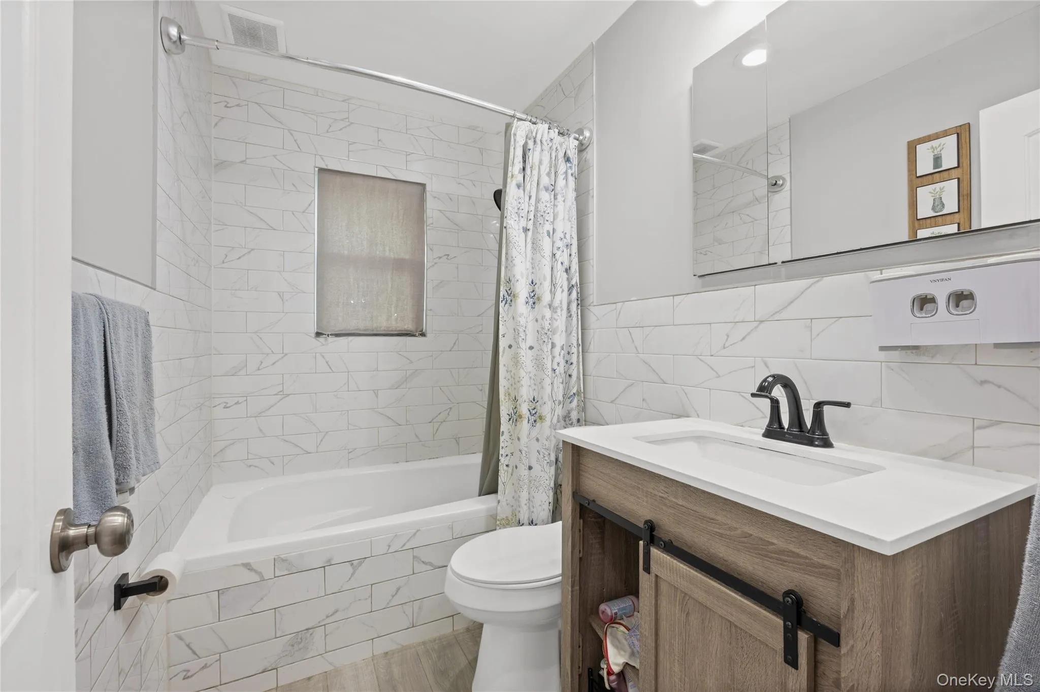 328 1st Avenue, Babylon, NY, 4 Bedrooms Bedrooms, 7 Rooms Rooms,2 BathroomsBathrooms,Residential,For Rent,1st,0,1057086 328 1st Avenue, Babylon, NY, 4 Bedrooms Bedrooms, 7 Rooms Rooms,2 BathroomsBathrooms,Residential,For Rent,1st,0,1057086
