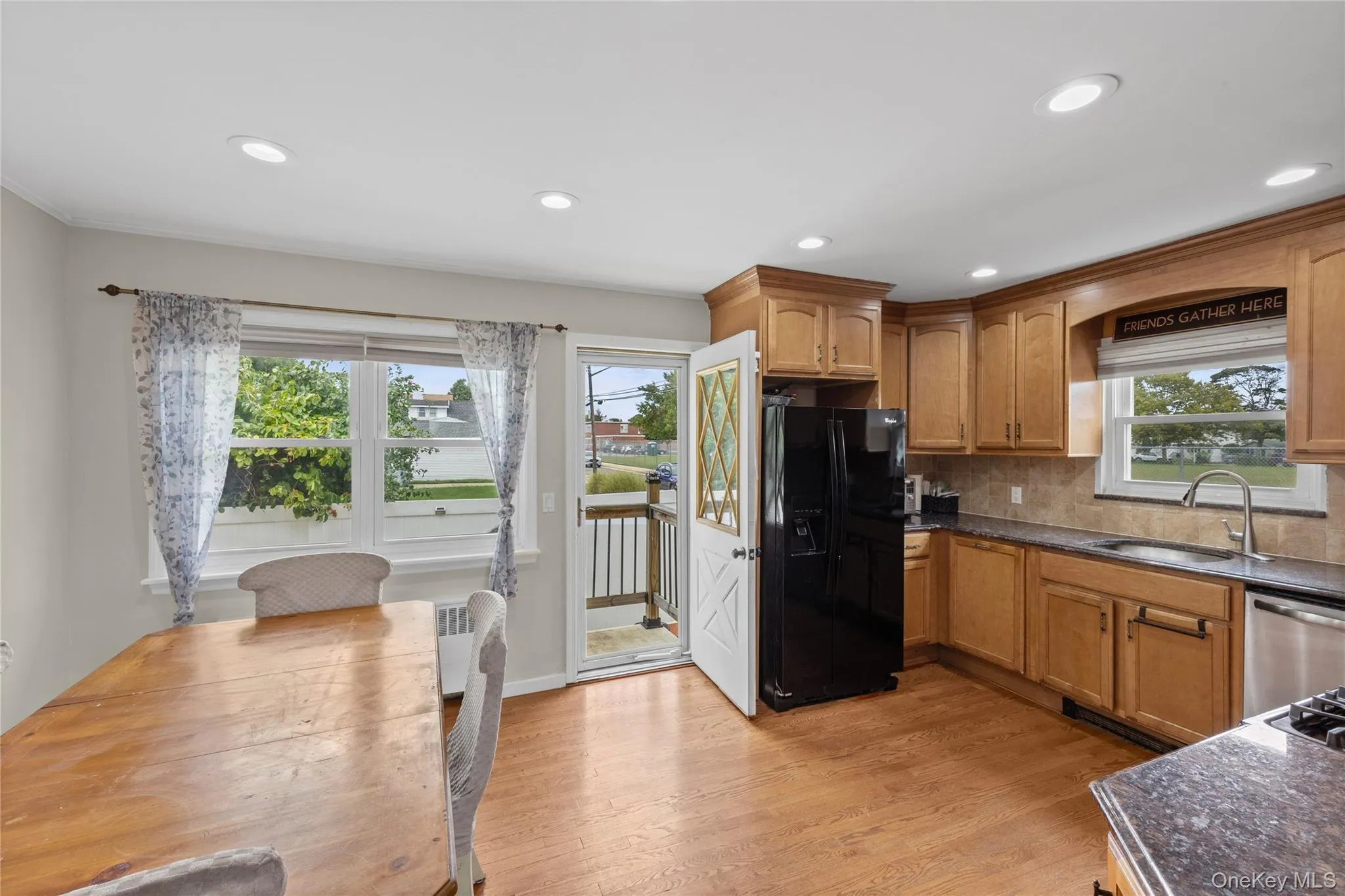328 1st Avenue, Babylon, NY, 4 Bedrooms Bedrooms, 7 Rooms Rooms,2 BathroomsBathrooms,Residential,For Rent,1st,0,1057086 328 1st Avenue, Babylon, NY, 4 Bedrooms Bedrooms, 7 Rooms Rooms,2 BathroomsBathrooms,Residential,For Rent,1st,0,1057086