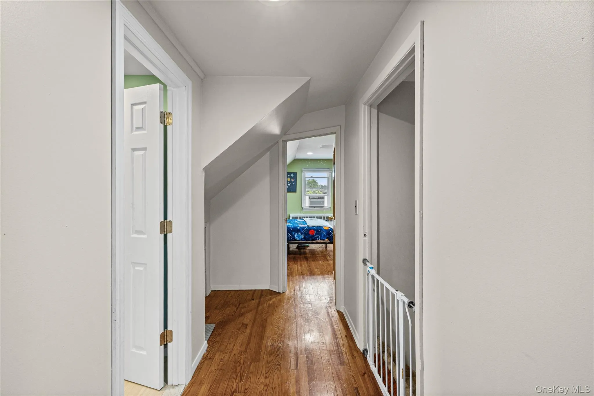 328 1st Avenue, Babylon, NY, 4 Bedrooms Bedrooms, 7 Rooms Rooms,2 BathroomsBathrooms,Residential,For Rent,1st,0,1057086 328 1st Avenue, Babylon, NY, 4 Bedrooms Bedrooms, 7 Rooms Rooms,2 BathroomsBathrooms,Residential,For Rent,1st,0,1057086