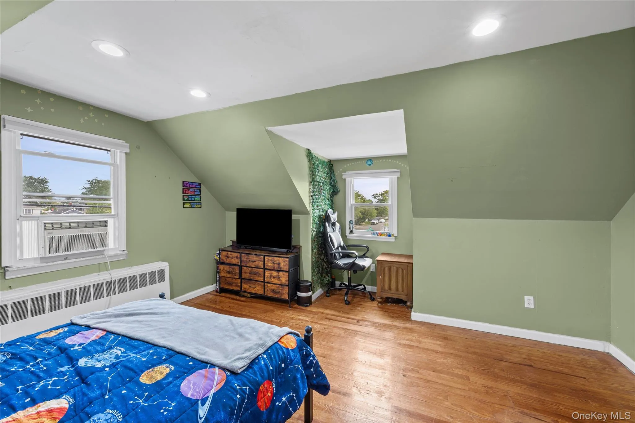 328 1st Avenue, Babylon, NY, 4 Bedrooms Bedrooms, 7 Rooms Rooms,2 BathroomsBathrooms,Residential,For Rent,1st,0,1057086 328 1st Avenue, Babylon, NY, 4 Bedrooms Bedrooms, 7 Rooms Rooms,2 BathroomsBathrooms,Residential,For Rent,1st,0,1057086