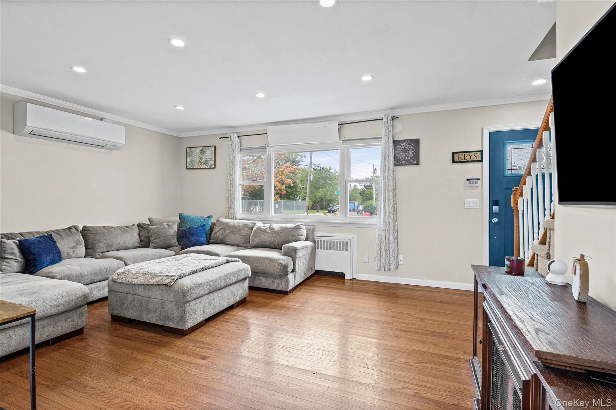328 1st Avenue, Babylon, NY, 4 Bedrooms Bedrooms, 7 Rooms Rooms,2 BathroomsBathrooms,Residential,For Rent,1st,0,1057086 328 1st Avenue, Babylon, NY, 4 Bedrooms Bedrooms, 7 Rooms Rooms,2 BathroomsBathrooms,Residential,For Rent,1st,0,1057086