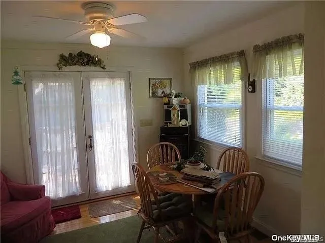 51 Wakeman Road, Southampton, NY, 2 Bedrooms Bedrooms, 5 Rooms Rooms,1 BathroomBathrooms,Residential,For Rent,Wakeman,0,1057089 51 Wakeman Road, Southampton, NY, 2 Bedrooms Bedrooms, 5 Rooms Rooms,1 BathroomBathrooms,Residential,For Rent,Wakeman,0,1057089