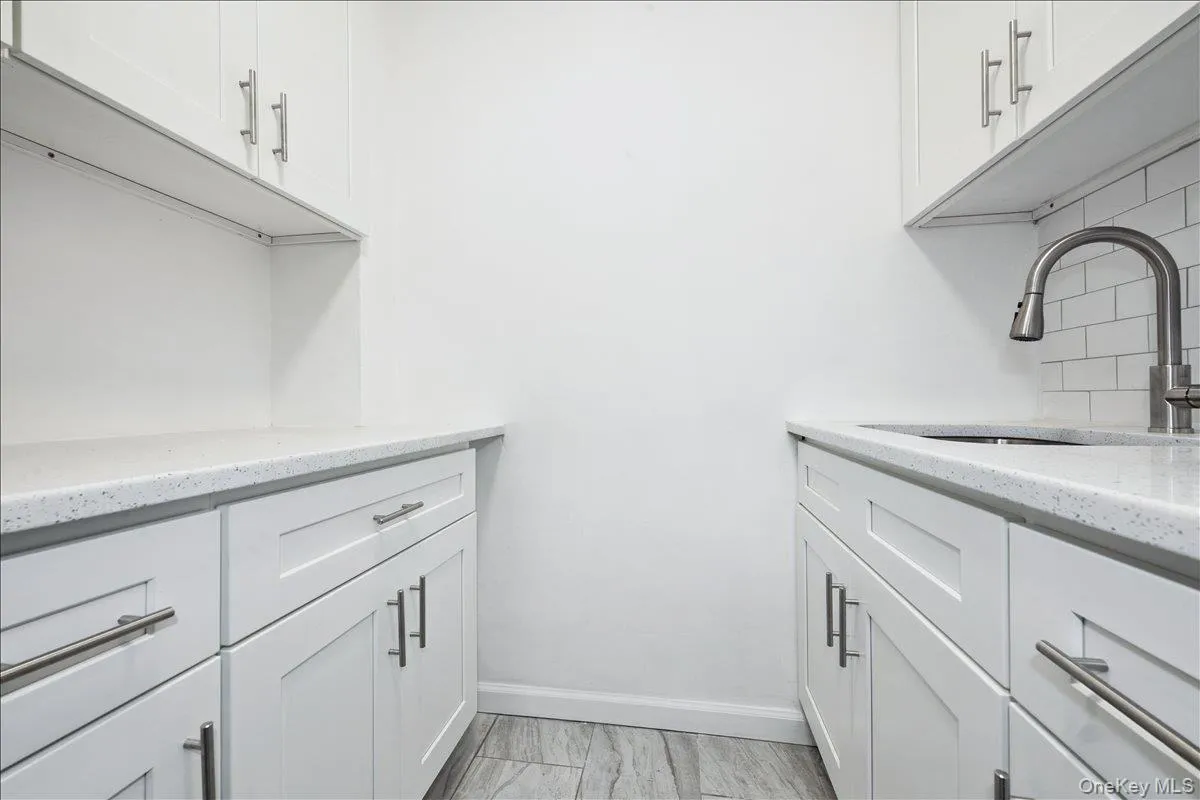 110-45 Queens Boulevard, New York, NY, 1 Bedroom Bedrooms, 3 Rooms Rooms,1 BathroomBathrooms,Residential,For Rent,Queens,0,1057092 110-45 Queens Boulevard, New York, NY, 1 Bedroom Bedrooms, 3 Rooms Rooms,1 BathroomBathrooms,Residential,For Rent,Queens,0,1057092