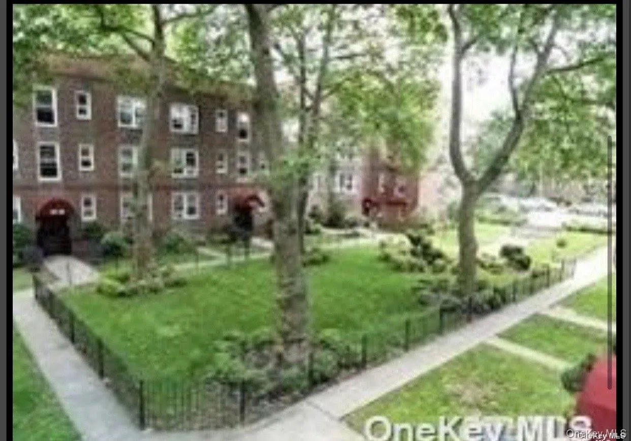 141-17 79th Avenue, New York, NY, 1 Bedroom Bedrooms, 3 Rooms Rooms,1 BathroomBathrooms,Residential,For Rent,79th,0,1057101 141-17 79th Avenue, New York, NY, 1 Bedroom Bedrooms, 3 Rooms Rooms,1 BathroomBathrooms,Residential,For Rent,79th,0,1057101