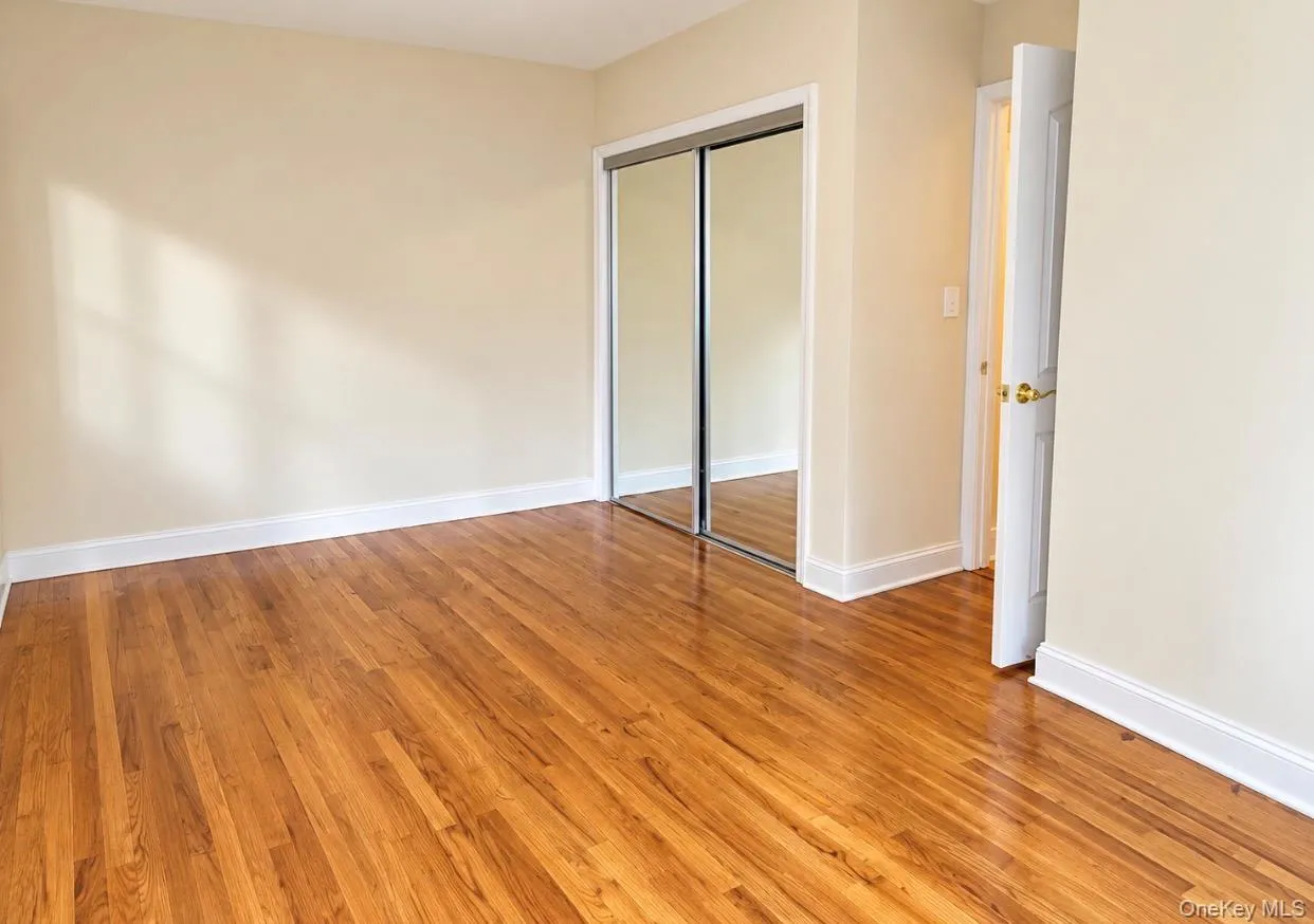 141-17 79th Avenue, New York, NY, 1 Bedroom Bedrooms, 3 Rooms Rooms,1 BathroomBathrooms,Residential,For Rent,79th,0,1057101 141-17 79th Avenue, New York, NY, 1 Bedroom Bedrooms, 3 Rooms Rooms,1 BathroomBathrooms,Residential,For Rent,79th,0,1057101