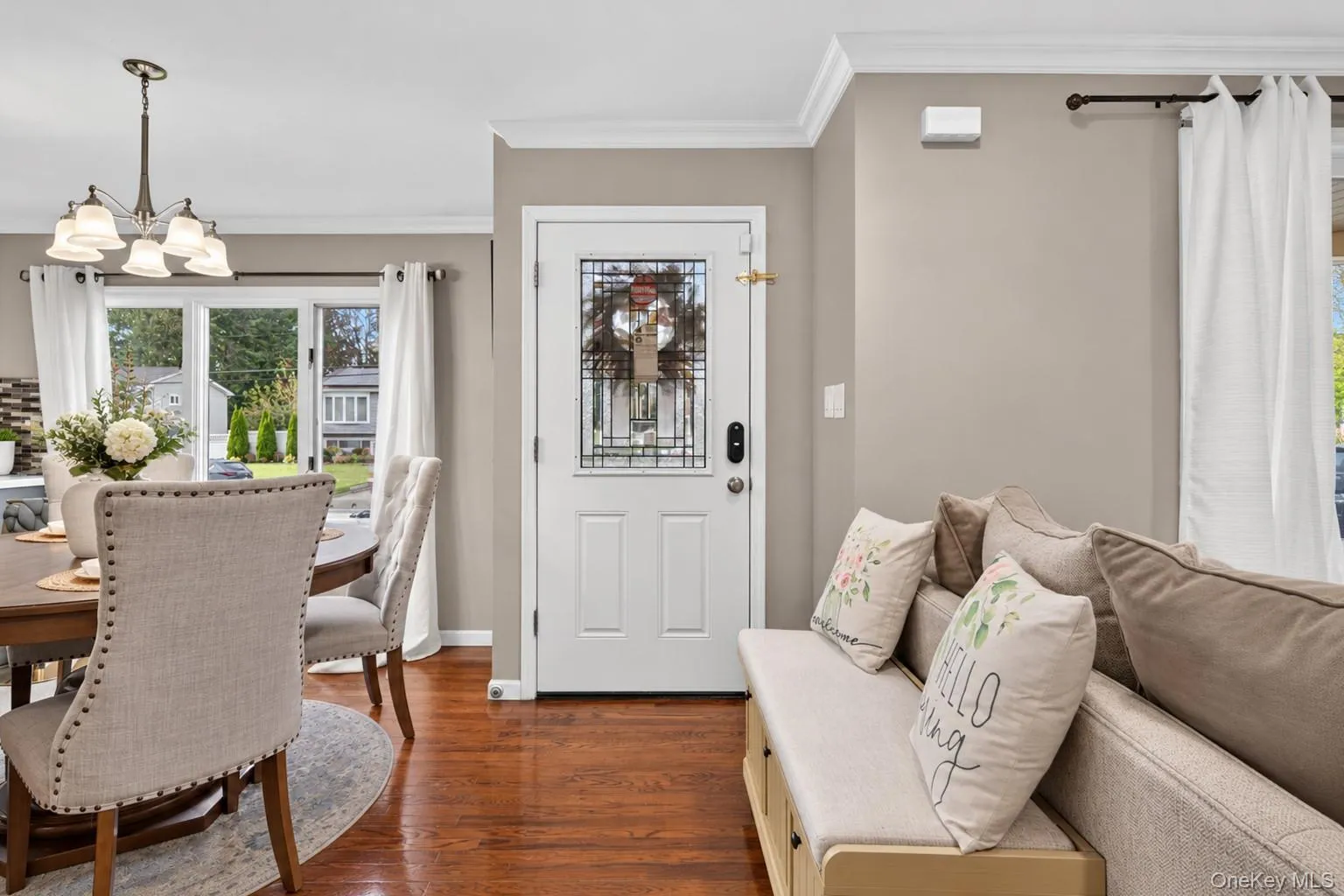 42 Blue Jay Drive, Islip, NY, 3 Bedrooms Bedrooms, 7 Rooms Rooms,2 BathroomsBathrooms,Residential,For Rent,Blue Jay,0,1057106 42 Blue Jay Drive, Islip, NY, 3 Bedrooms Bedrooms, 7 Rooms Rooms,2 BathroomsBathrooms,Residential,For Rent,Blue Jay,0,1057106