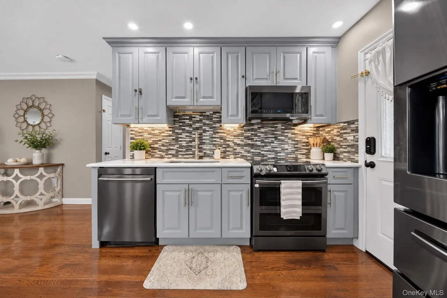 42 Blue Jay Drive, Islip, NY, 3 Bedrooms Bedrooms, 7 Rooms Rooms,2 BathroomsBathrooms,Residential,For Rent,Blue Jay,0,1057106 42 Blue Jay Drive, Islip, NY, 3 Bedrooms Bedrooms, 7 Rooms Rooms,2 BathroomsBathrooms,Residential,For Rent,Blue Jay,0,1057106