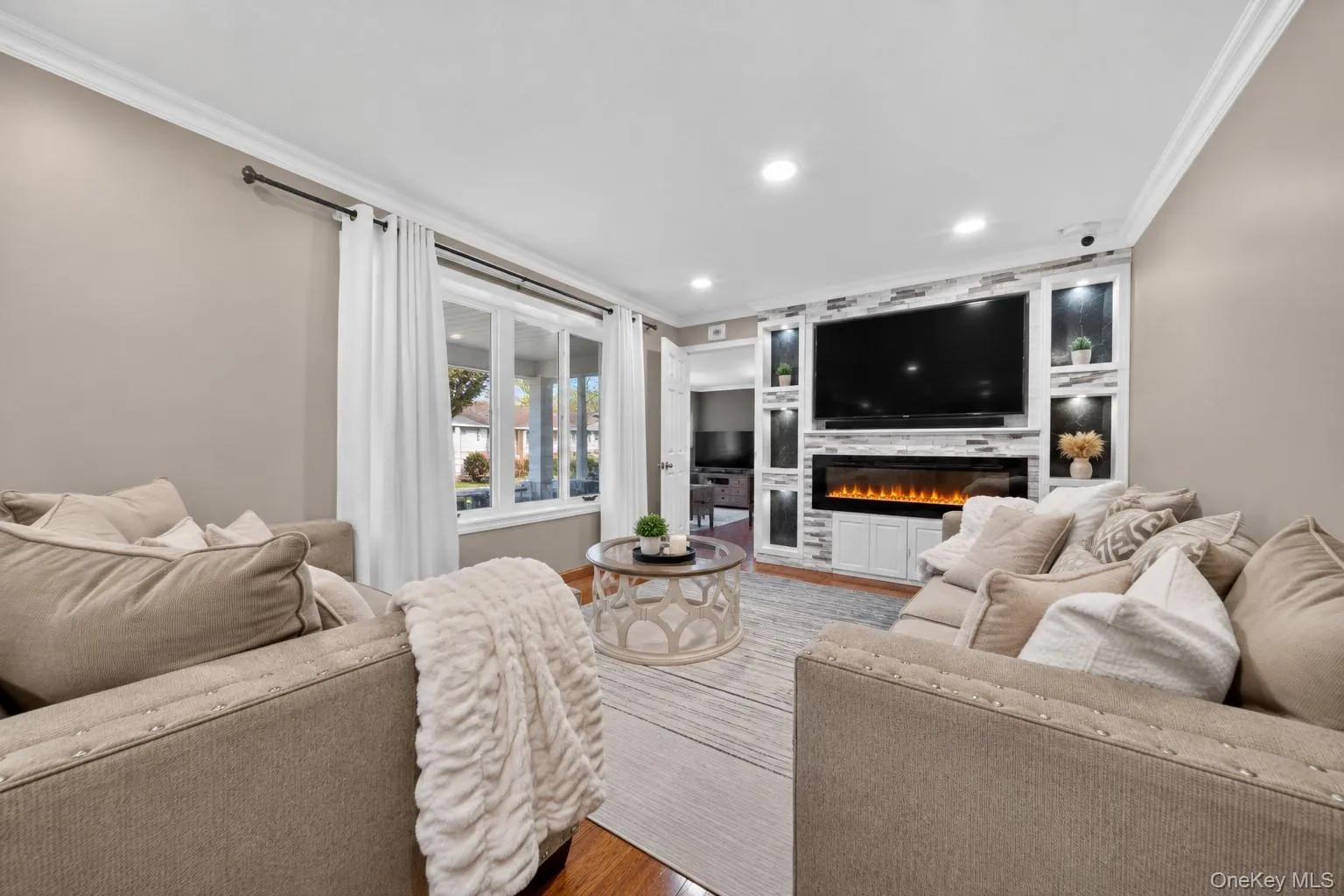 42 Blue Jay Drive, Islip, NY, 3 Bedrooms Bedrooms, 7 Rooms Rooms,2 BathroomsBathrooms,Residential,For Rent,Blue Jay,0,1057106 42 Blue Jay Drive, Islip, NY, 3 Bedrooms Bedrooms, 7 Rooms Rooms,2 BathroomsBathrooms,Residential,For Rent,Blue Jay,0,1057106