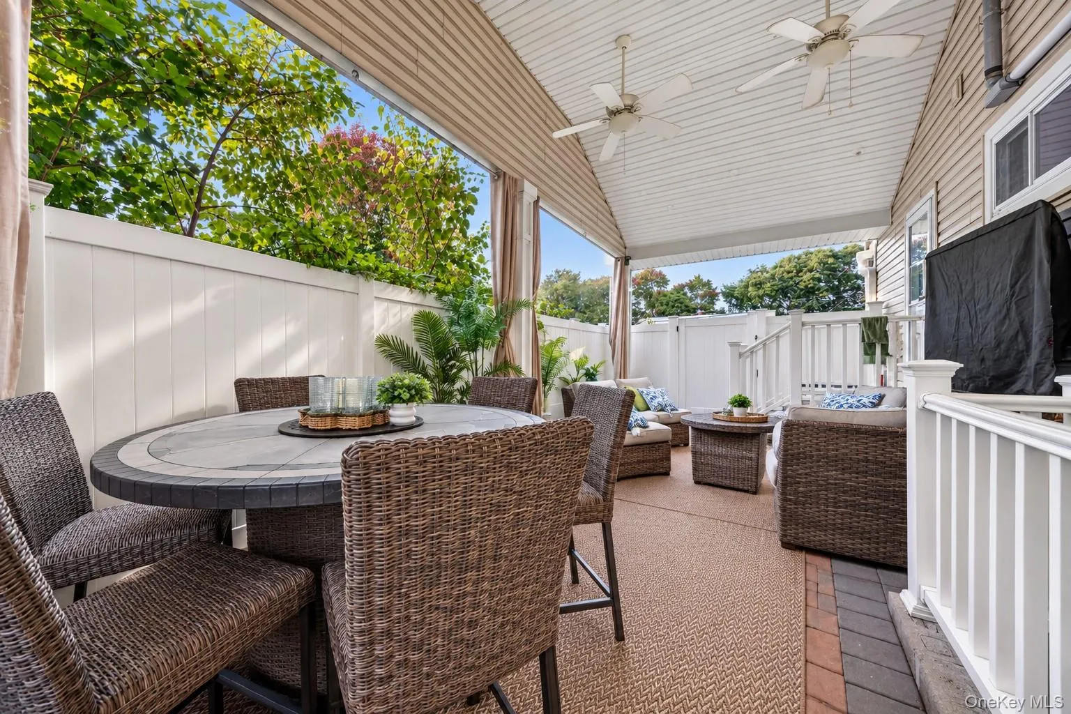 42 Blue Jay Drive, Islip, NY, 3 Bedrooms Bedrooms, 7 Rooms Rooms,2 BathroomsBathrooms,Residential,For Rent,Blue Jay,0,1057106 42 Blue Jay Drive, Islip, NY, 3 Bedrooms Bedrooms, 7 Rooms Rooms,2 BathroomsBathrooms,Residential,For Rent,Blue Jay,0,1057106
