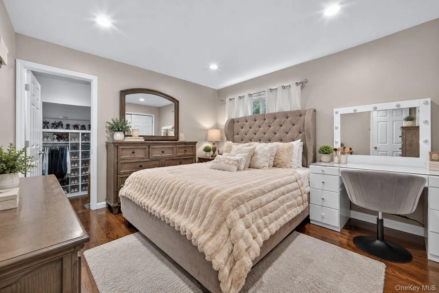 42 Blue Jay Drive, Islip, NY, 3 Bedrooms Bedrooms, 7 Rooms Rooms,2 BathroomsBathrooms,Residential,For Rent,Blue Jay,0,1057106 42 Blue Jay Drive, Islip, NY, 3 Bedrooms Bedrooms, 7 Rooms Rooms,2 BathroomsBathrooms,Residential,For Rent,Blue Jay,0,1057106