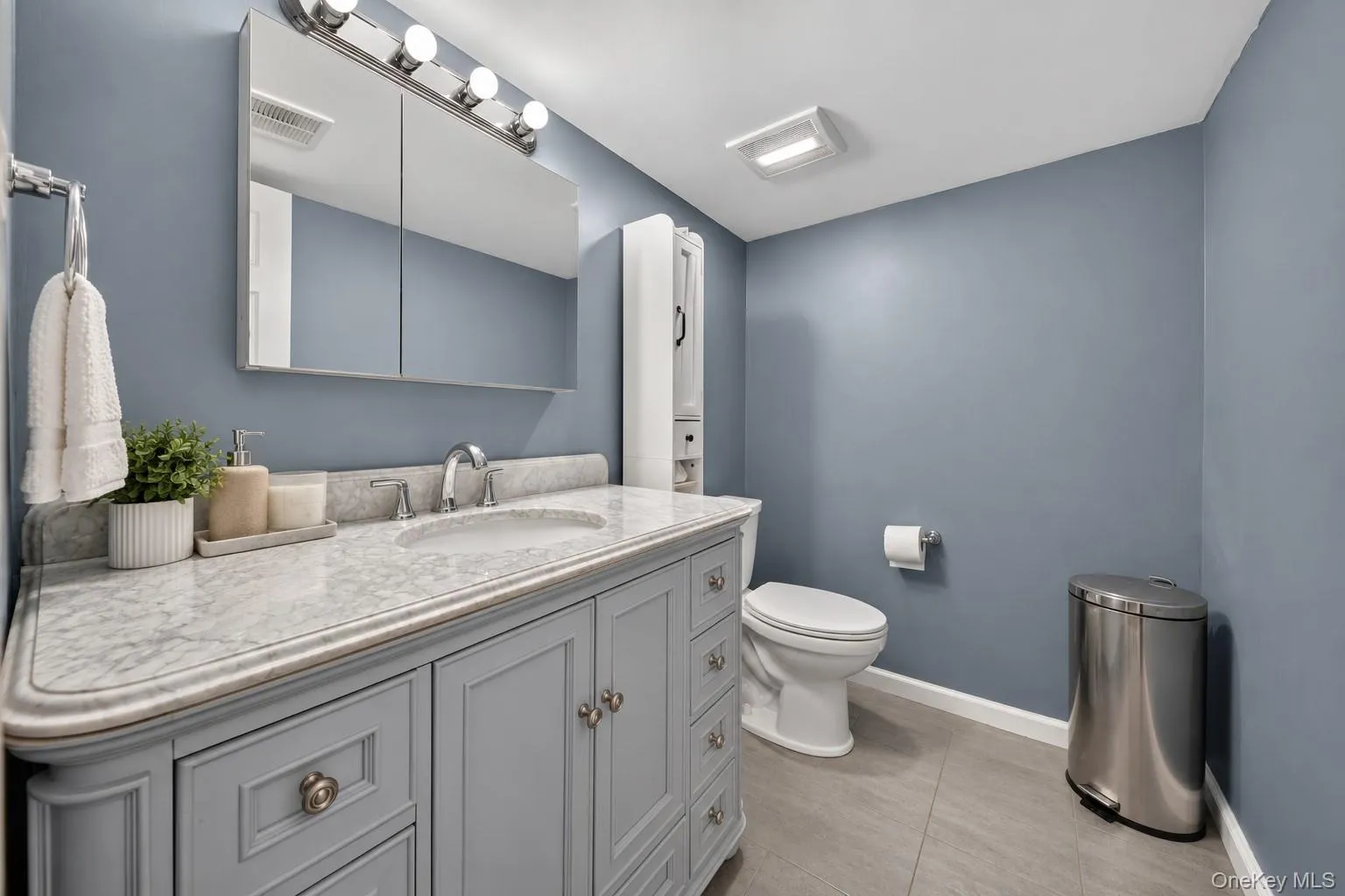42 Blue Jay Drive, Islip, NY, 3 Bedrooms Bedrooms, 7 Rooms Rooms,2 BathroomsBathrooms,Residential,For Rent,Blue Jay,0,1057106 42 Blue Jay Drive, Islip, NY, 3 Bedrooms Bedrooms, 7 Rooms Rooms,2 BathroomsBathrooms,Residential,For Rent,Blue Jay,0,1057106