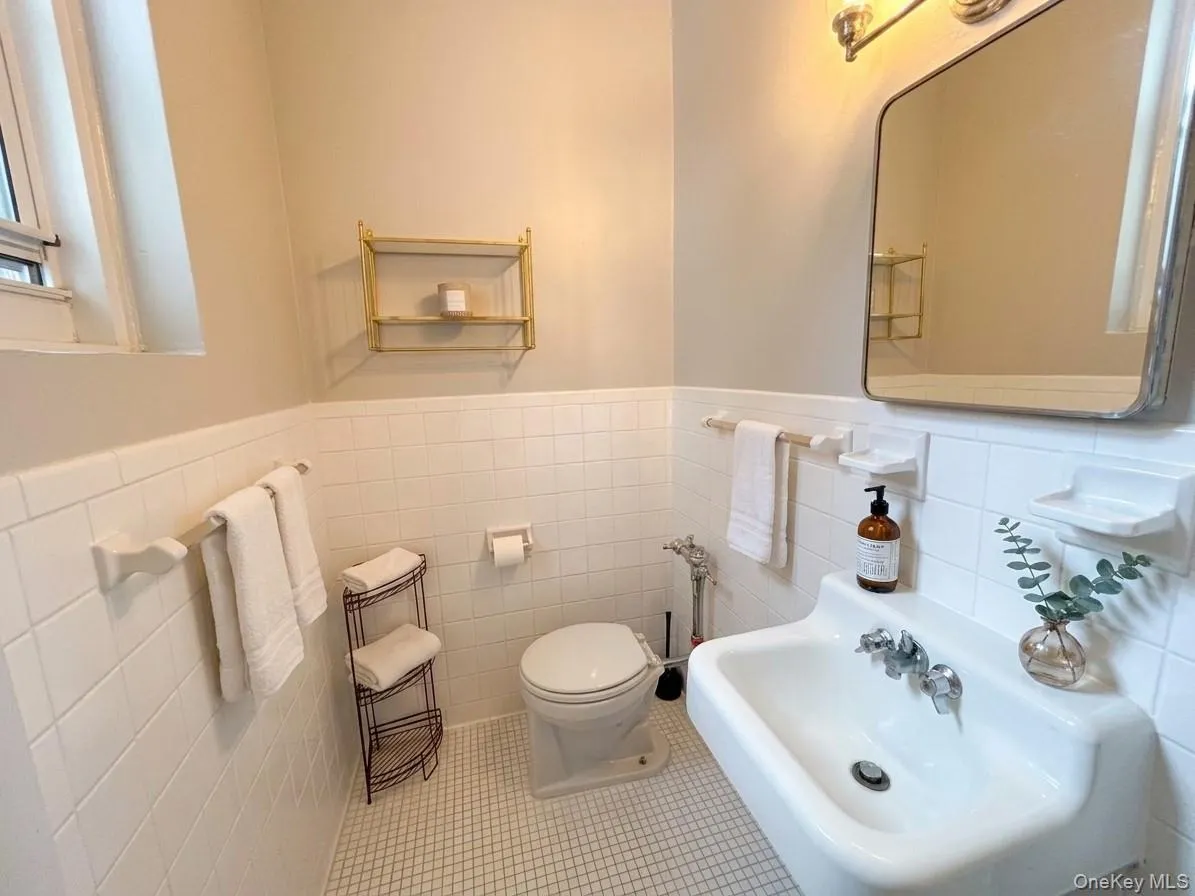 Half Bath off of the Master Bedroom Half Bath off of the Master Bedroom