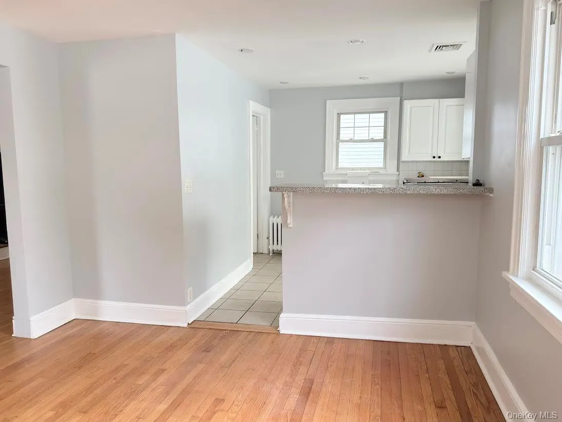 711 Hall Street, Mamaroneck, NY, 2 Bedrooms Bedrooms, 5 Rooms Rooms,1 BathroomBathrooms,Residential,For Rent,Hall,0,1057111 711 Hall Street, Mamaroneck, NY, 2 Bedrooms Bedrooms, 5 Rooms Rooms,1 BathroomBathrooms,Residential,For Rent,Hall,0,1057111