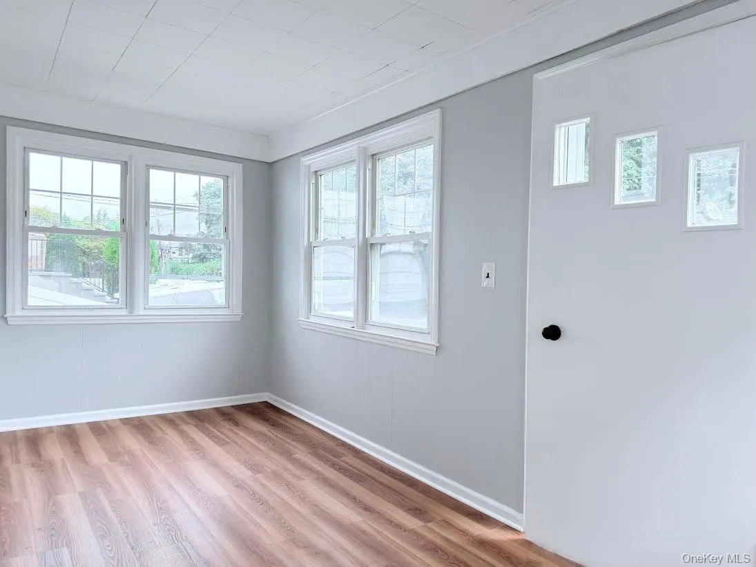 711 Hall Street, Mamaroneck, NY, 2 Bedrooms Bedrooms, 5 Rooms Rooms,1 BathroomBathrooms,Residential,For Rent,Hall,0,1057111 711 Hall Street, Mamaroneck, NY, 2 Bedrooms Bedrooms, 5 Rooms Rooms,1 BathroomBathrooms,Residential,For Rent,Hall,0,1057111