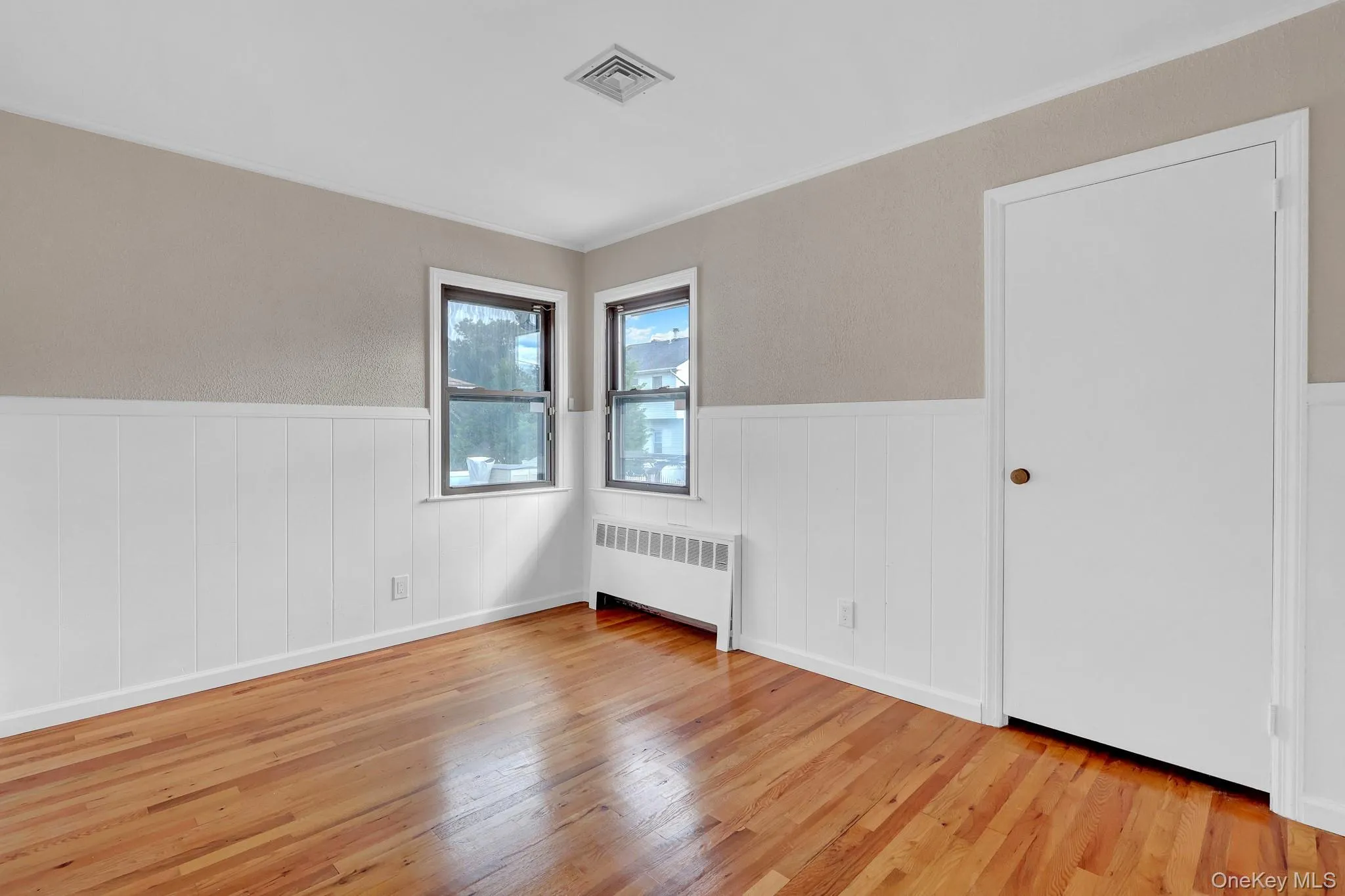 3273 5th Street, Hempstead, NY, 3 Bedrooms Bedrooms, 7 Rooms Rooms,2 BathroomsBathrooms,Residential,For Rent,5th,0,1057118 3273 5th Street, Hempstead, NY, 3 Bedrooms Bedrooms, 7 Rooms Rooms,2 BathroomsBathrooms,Residential,For Rent,5th,0,1057118