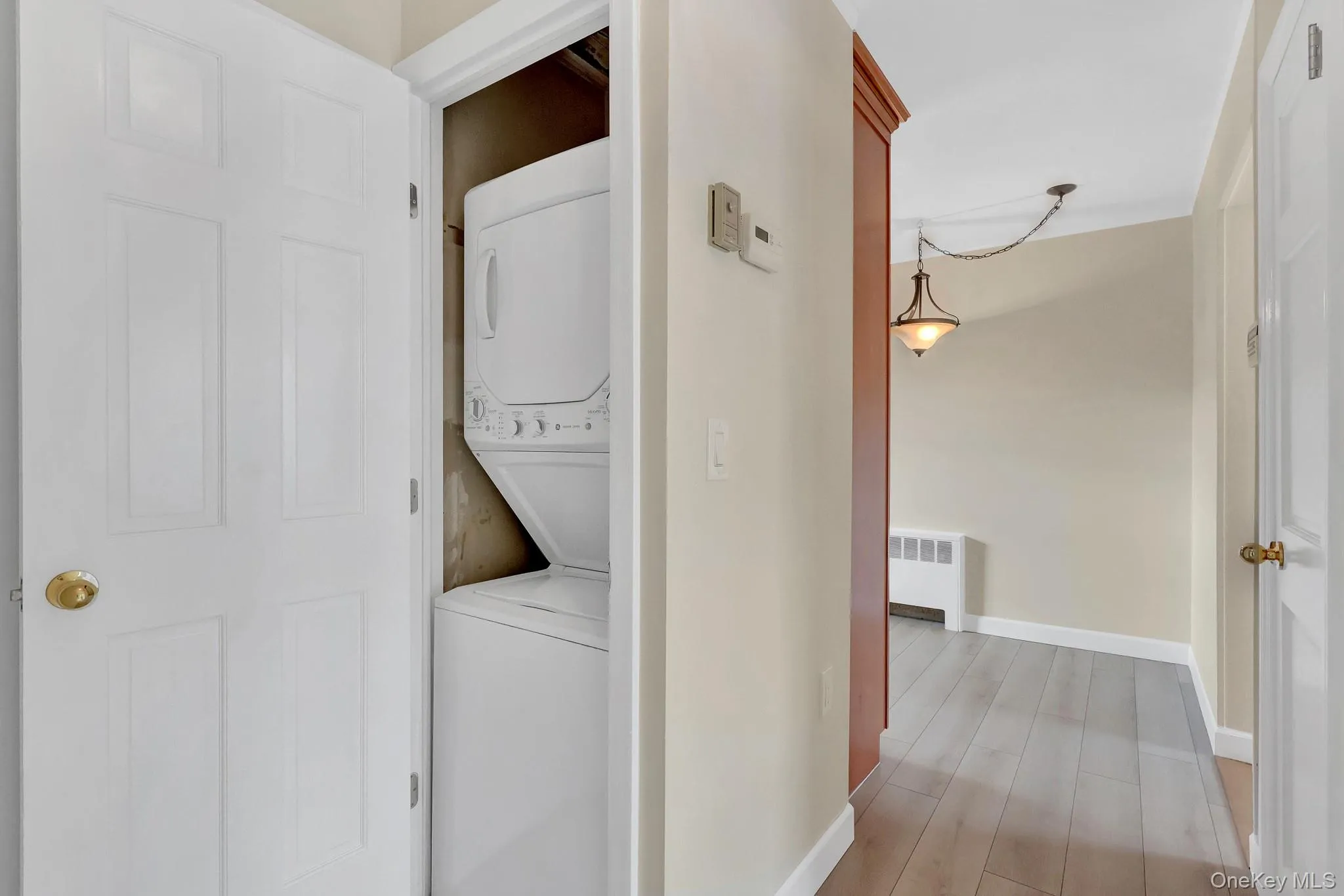3273 5th Street, Hempstead, NY, 3 Bedrooms Bedrooms, 7 Rooms Rooms,2 BathroomsBathrooms,Residential,For Rent,5th,0,1057118 3273 5th Street, Hempstead, NY, 3 Bedrooms Bedrooms, 7 Rooms Rooms,2 BathroomsBathrooms,Residential,For Rent,5th,0,1057118