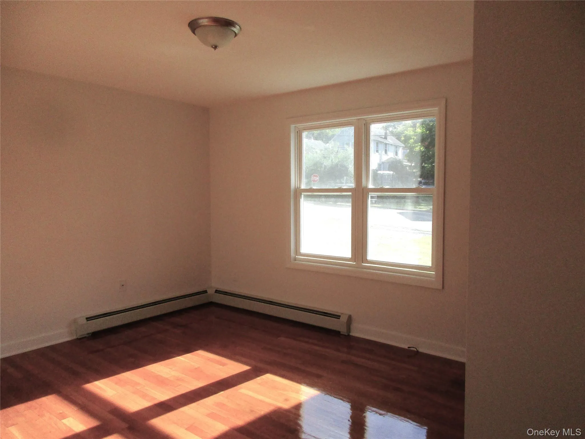 Large bedroom hardwood floor Large bedroom hardwood floor
