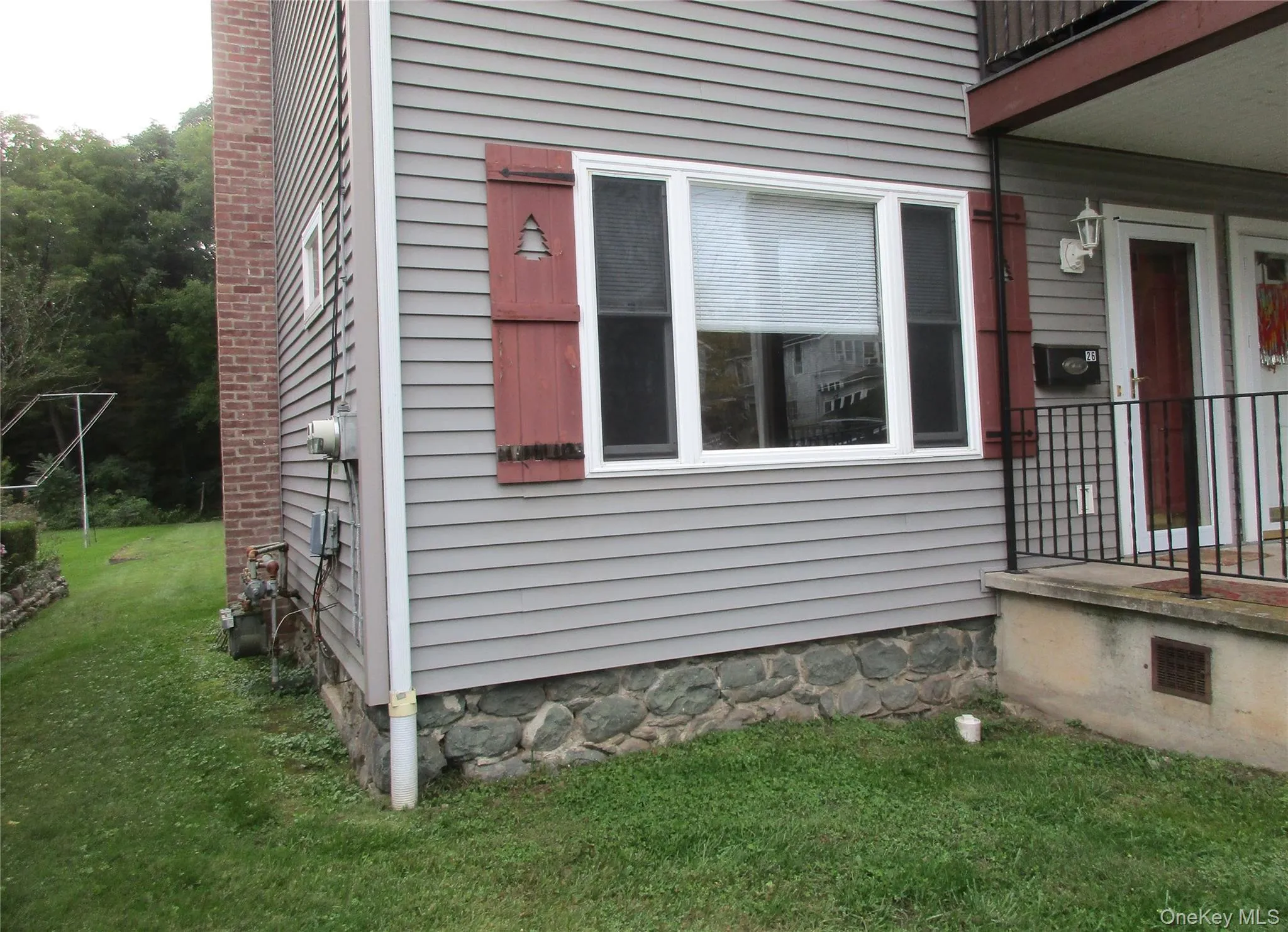 Front window and door to apt. view to back yard. Front window and door to apt. view to back yard.