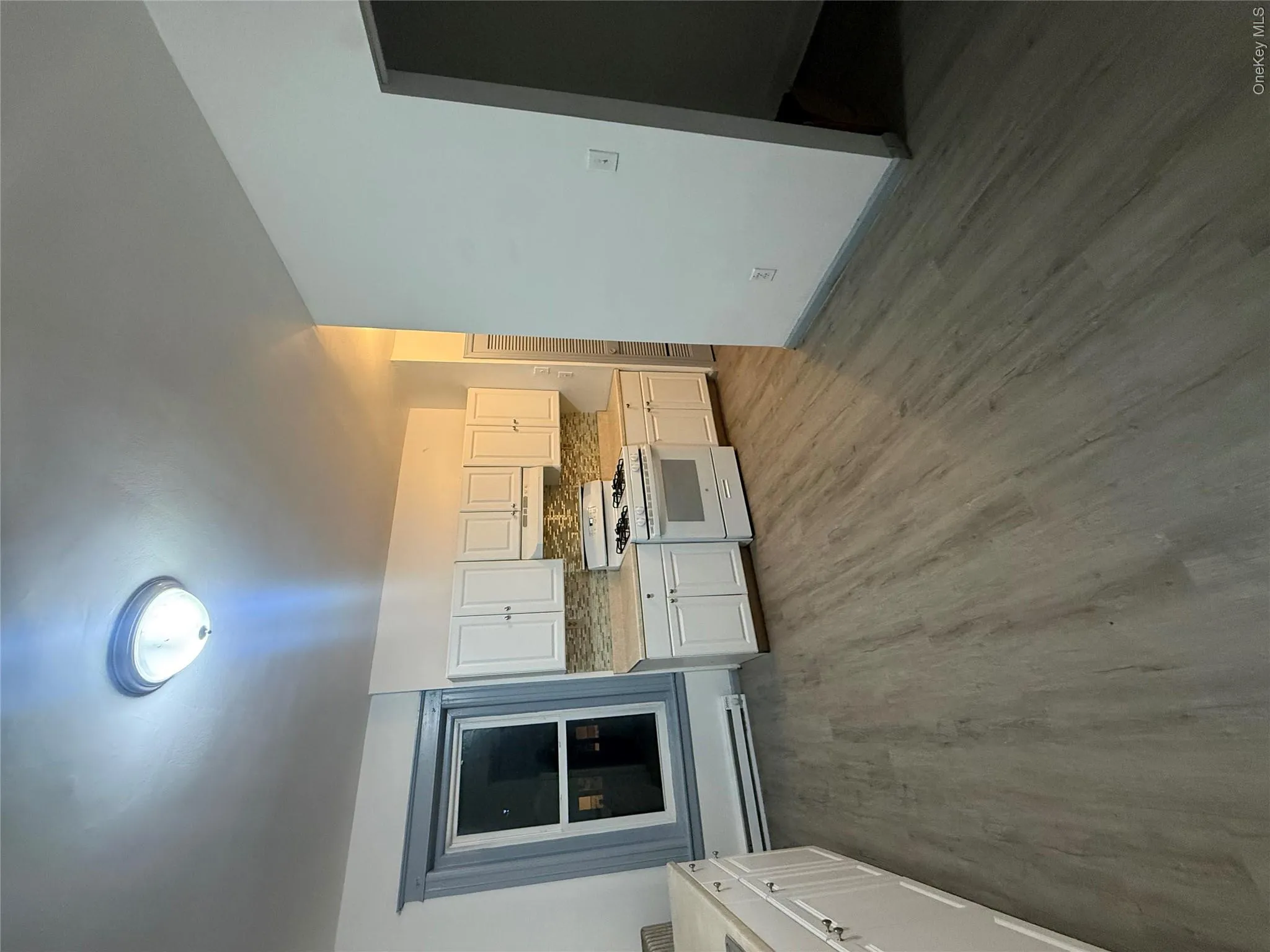 76 Hamilton Street, Poughkeepsie, NY, 3 Bedrooms Bedrooms, 6 Rooms Rooms,1 BathroomBathrooms,Residential Lease,For Rent,Hamilton,0,1057145 76 Hamilton Street, Poughkeepsie, NY, 3 Bedrooms Bedrooms, 6 Rooms Rooms,1 BathroomBathrooms,Residential Lease,For Rent,Hamilton,0,1057145