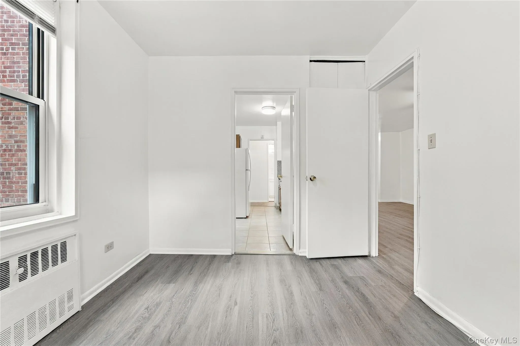 142-05 Roosevelt Avenue, New York, NY, 1 Bedroom Bedrooms, 4 Rooms Rooms,1 BathroomBathrooms,Residential,For Rent,Roosevelt,0,1057147 142-05 Roosevelt Avenue, New York, NY, 1 Bedroom Bedrooms, 4 Rooms Rooms,1 BathroomBathrooms,Residential,For Rent,Roosevelt,0,1057147