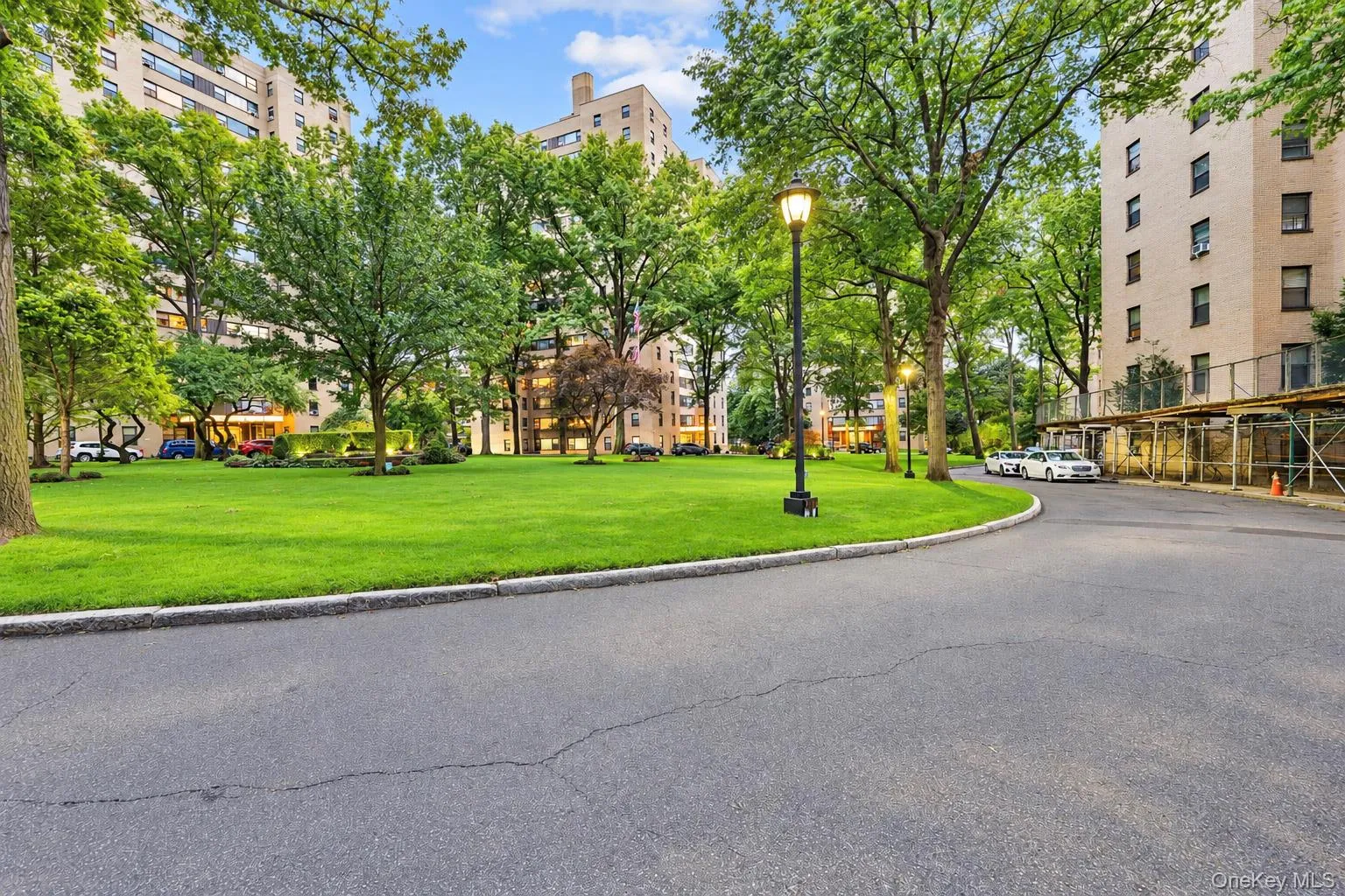 4 Fordham Hill Oval, New York, NY, 2 Bedrooms Bedrooms, 5 Rooms Rooms,1 BathroomBathrooms,Residential,For Rent,Fordham Hill,0,1057158 4 Fordham Hill Oval, New York, NY, 2 Bedrooms Bedrooms, 5 Rooms Rooms,1 BathroomBathrooms,Residential,For Rent,Fordham Hill,0,1057158