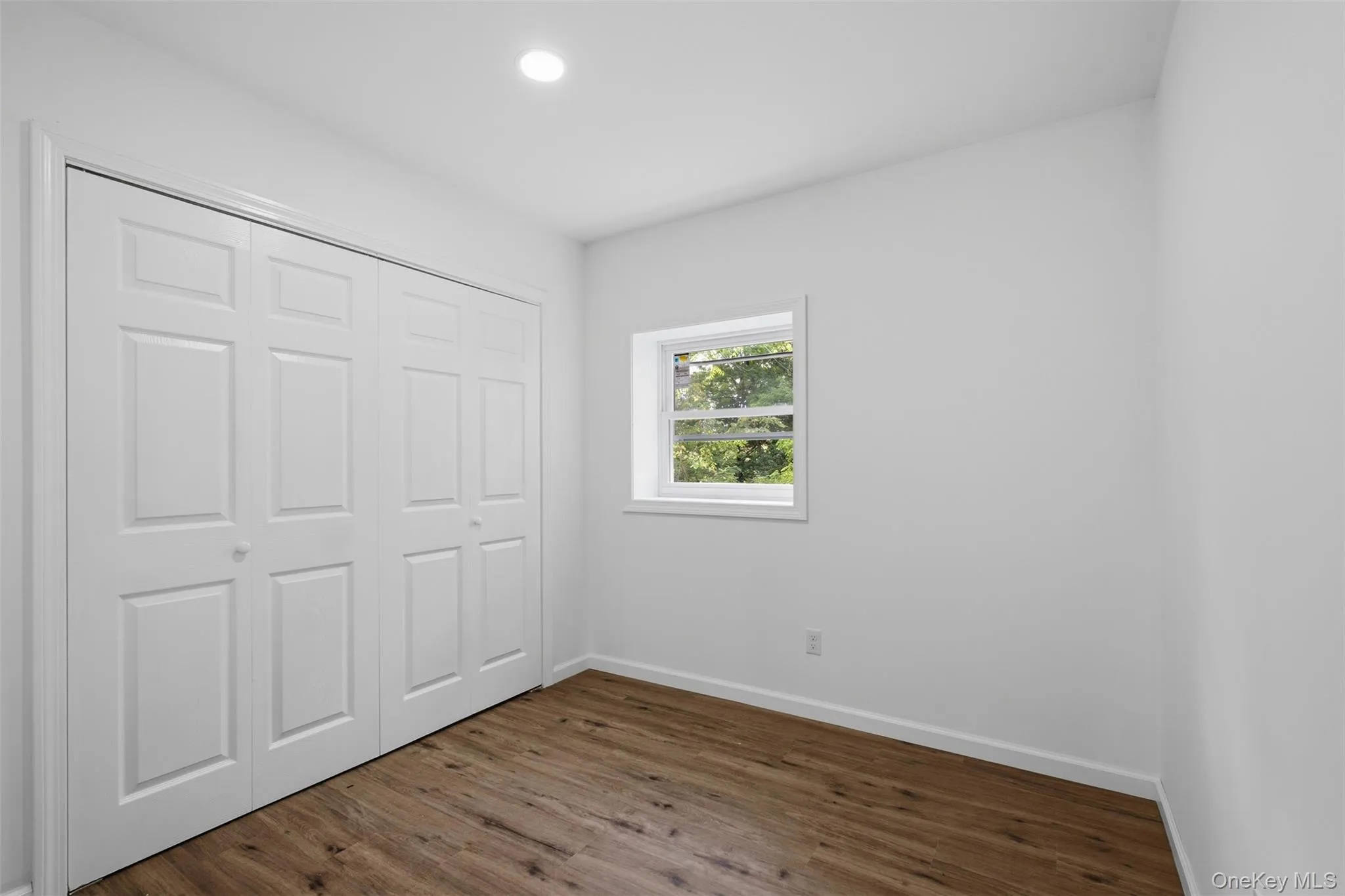 Basement, laundry hookups in closet. Basement, laundry hookups in closet.