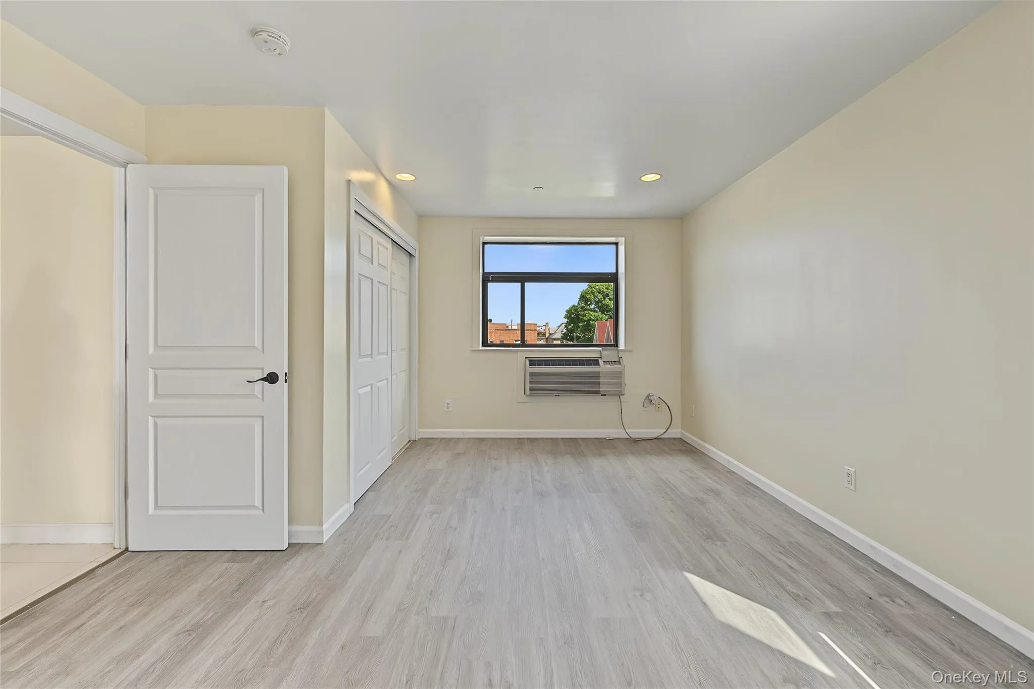 41-39 149TH ST, New York, NY, 2 Bedrooms Bedrooms, 5 Rooms Rooms,2 BathroomsBathrooms,Residential,For Rent,149TH ST,0,1057165 41-39 149TH ST, New York, NY, 2 Bedrooms Bedrooms, 5 Rooms Rooms,2 BathroomsBathrooms,Residential,For Rent,149TH ST,0,1057165