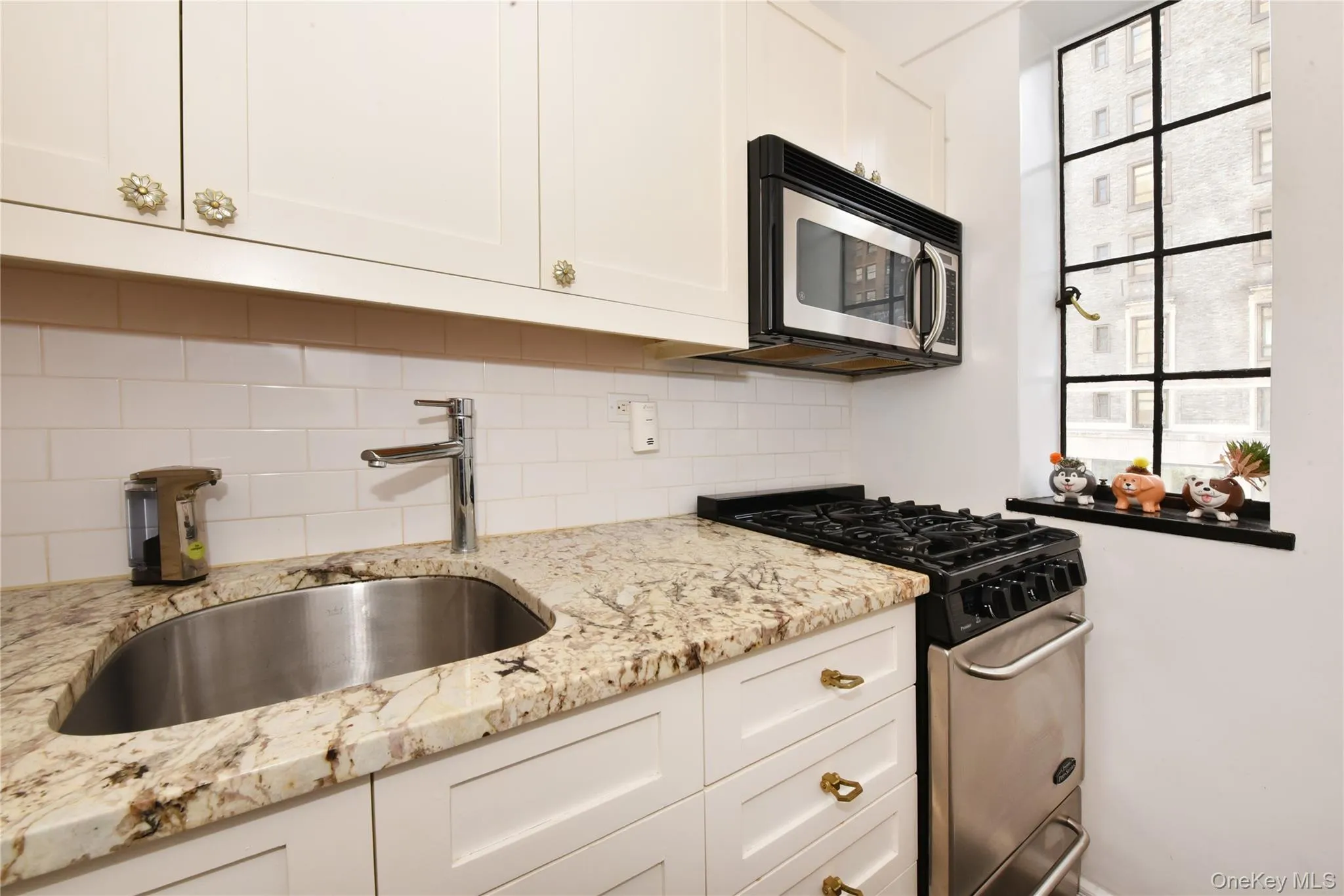 10 Park Avenue, New York, NY, 2 Rooms Rooms,1 BathroomBathrooms,Residential,For Rent,Park,0,1057167 10 Park Avenue, New York, NY, 2 Rooms Rooms,1 BathroomBathrooms,Residential,For Rent,Park,0,1057167