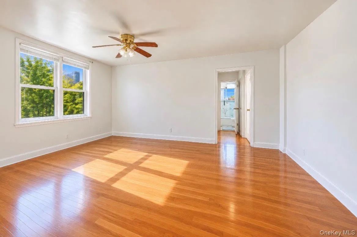5635 Netherland Avenue, New York, NY, 1 Bedroom Bedrooms, 4 Rooms Rooms,1 BathroomBathrooms,Residential,For Rent,Netherland,0,1057168 5635 Netherland Avenue, New York, NY, 1 Bedroom Bedrooms, 4 Rooms Rooms,1 BathroomBathrooms,Residential,For Rent,Netherland,0,1057168