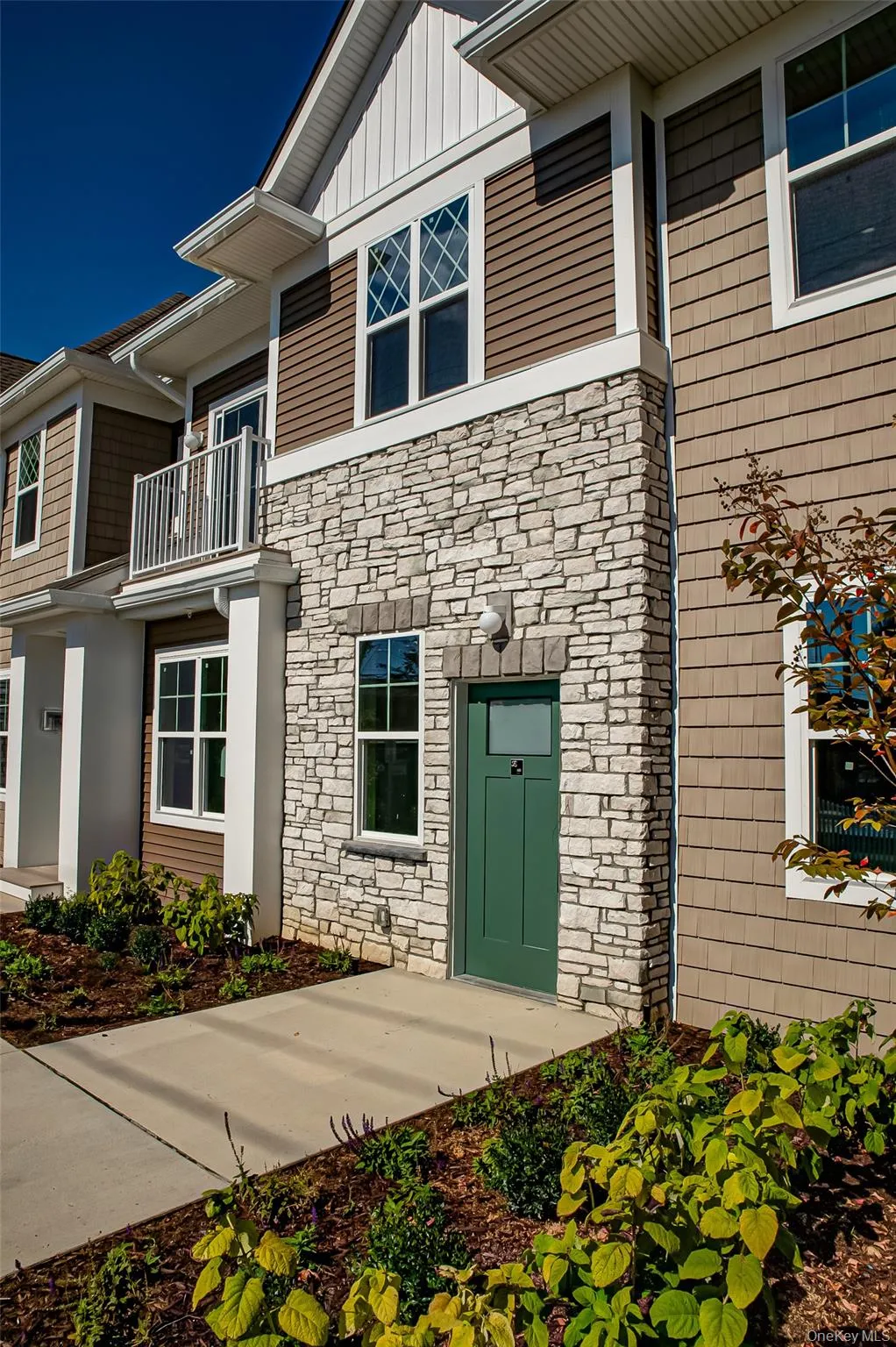 1 Conklin Street, Oyster Bay, NY, 2 Bedroom Bedrooms, 5 Room Rooms,2 BathroomBathrooms,Residential Lease,For Rent,Conklin,0,1057173 1 Conklin Street, Oyster Bay, NY, 2 Bedroom Bedrooms, 5 Room Rooms,2 BathroomBathrooms,Residential Lease,For Rent,Conklin,0,1057173
