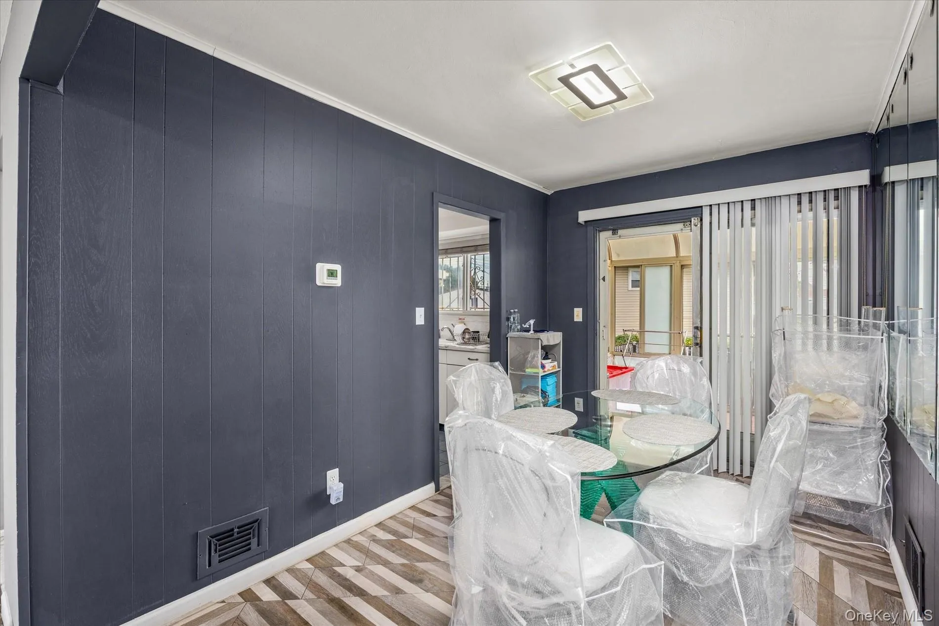 201-46 120TH Avenue, New York, NY, 3 Bedrooms Bedrooms, 6 Rooms Rooms,2 BathroomsBathrooms,Residential,For Rent,120TH,0,1057176 201-46 120TH Avenue, New York, NY, 3 Bedrooms Bedrooms, 6 Rooms Rooms,2 BathroomsBathrooms,Residential,For Rent,120TH,0,1057176